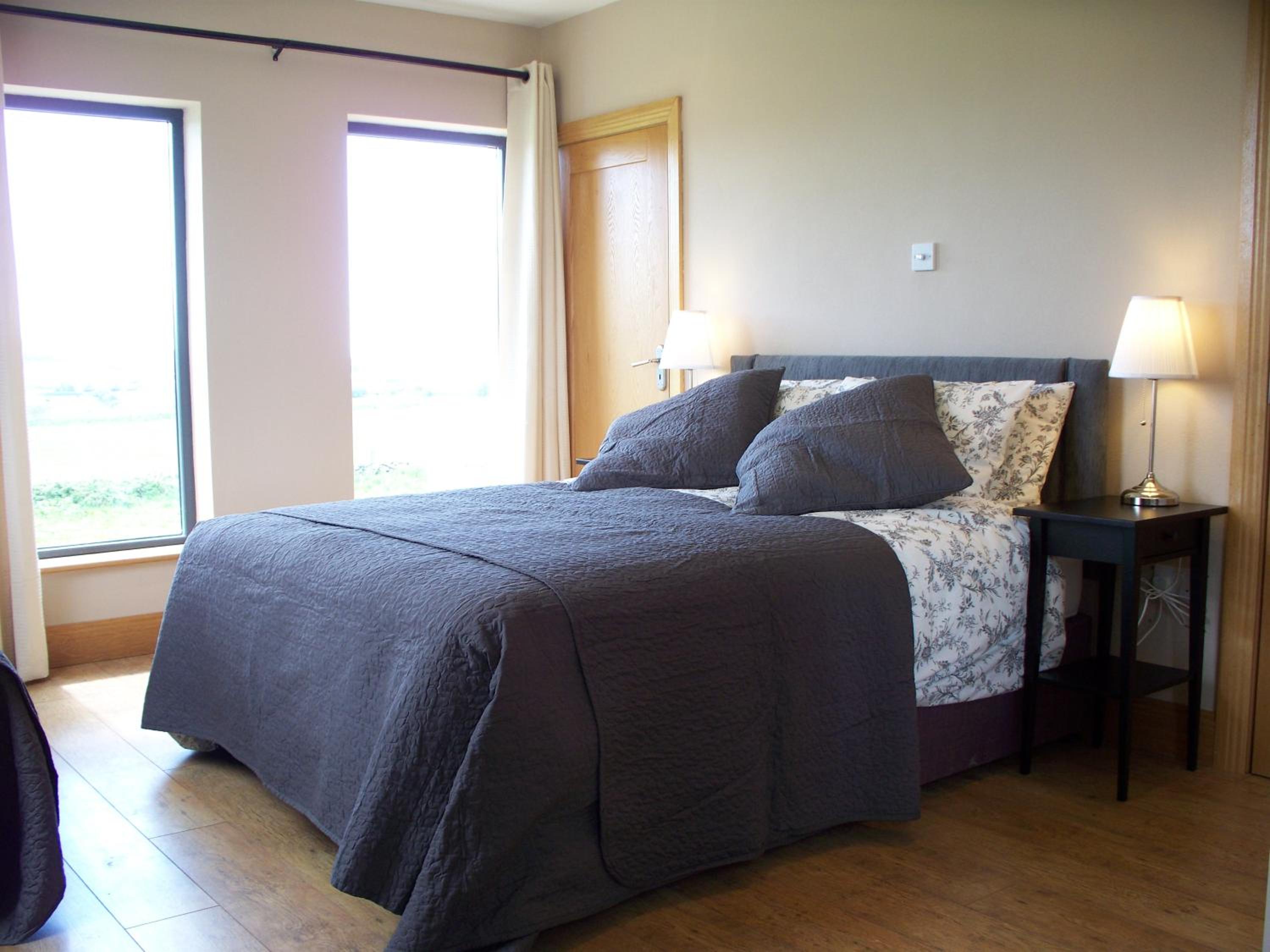 Blackberry Lodge Accommodation en Doolin — hotel room