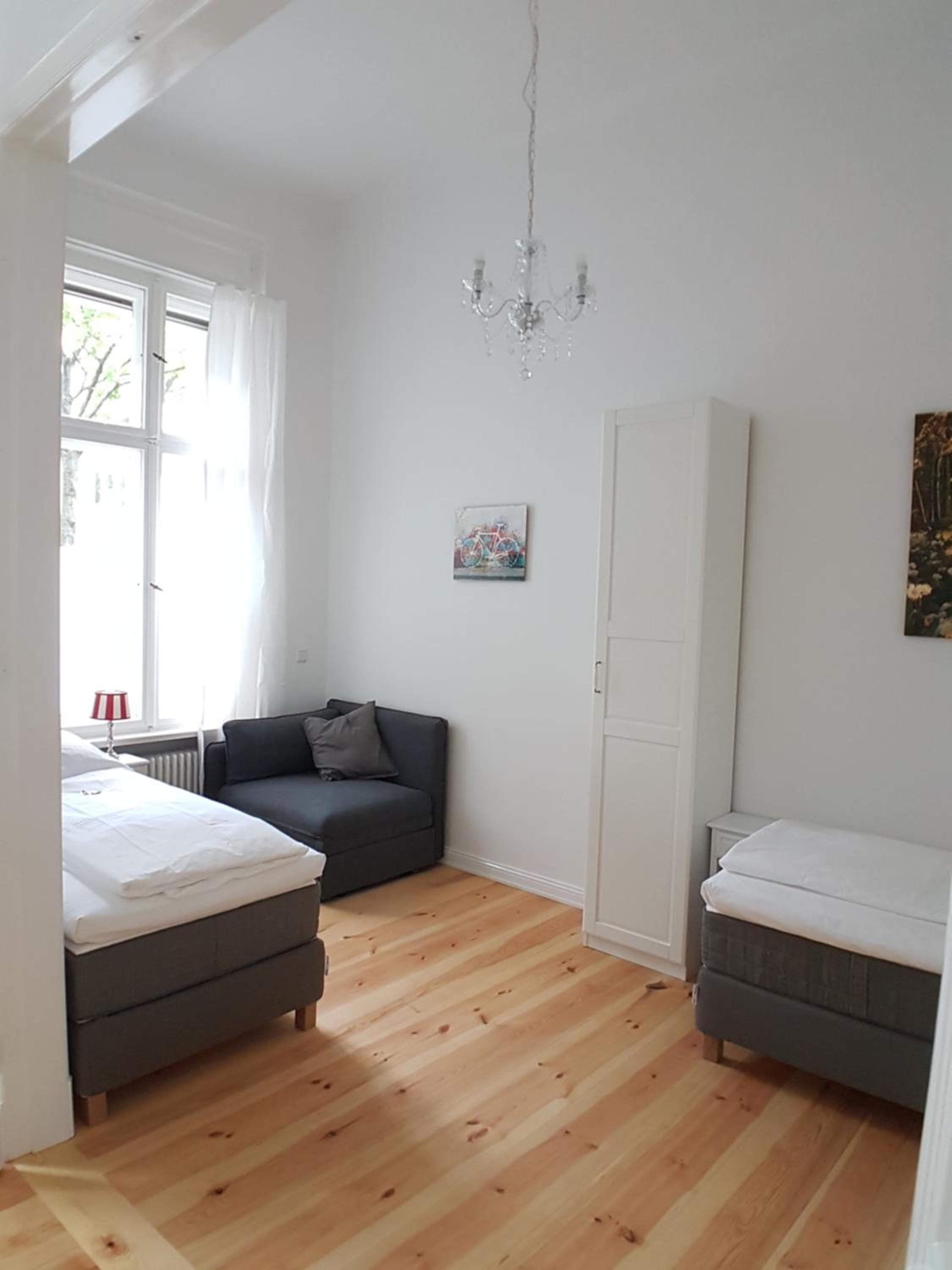LANG Re by ROCKCHAIR Apartments l SUPERHOST Status l 2 Bedrooms Boxspringbeds in City Center - Cozy Family & Business Flair welcomes you!