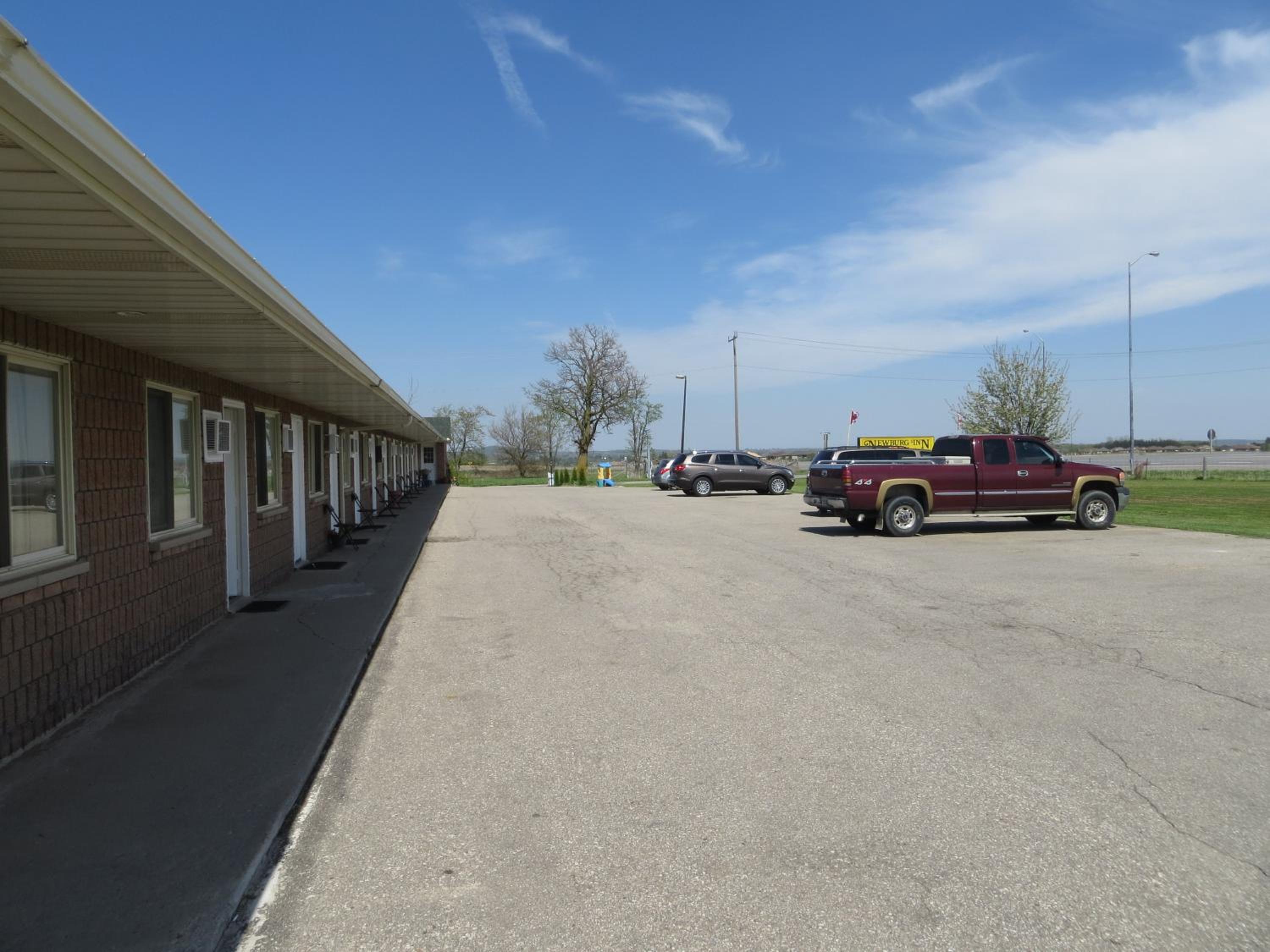 Newburg Inn Motel