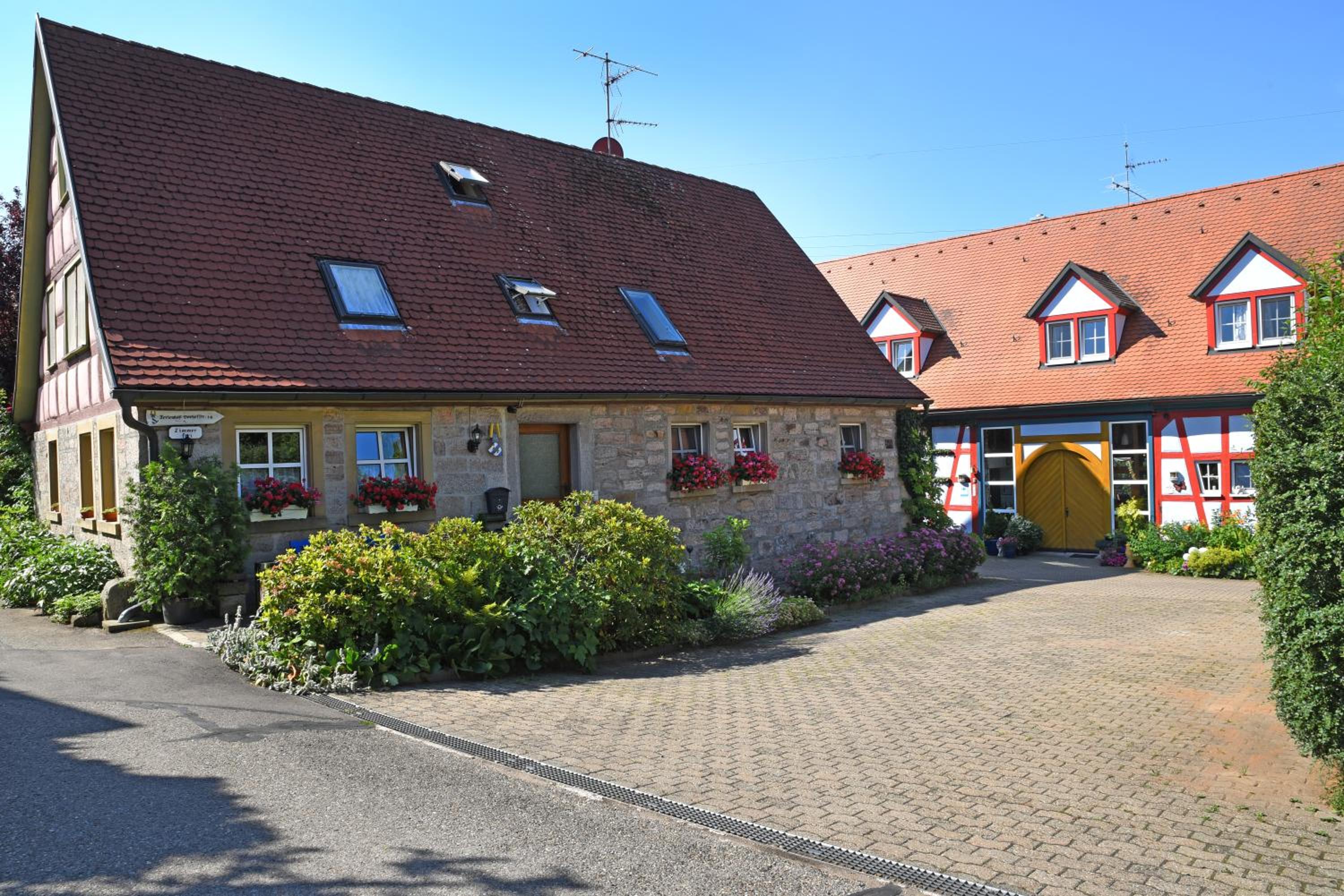 Pension im Vorhof
