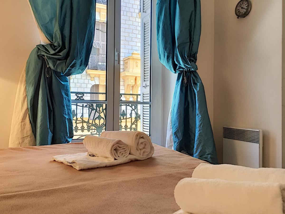 Nestor&Jeeves - PALAIS ALICE - Central - Very close sea