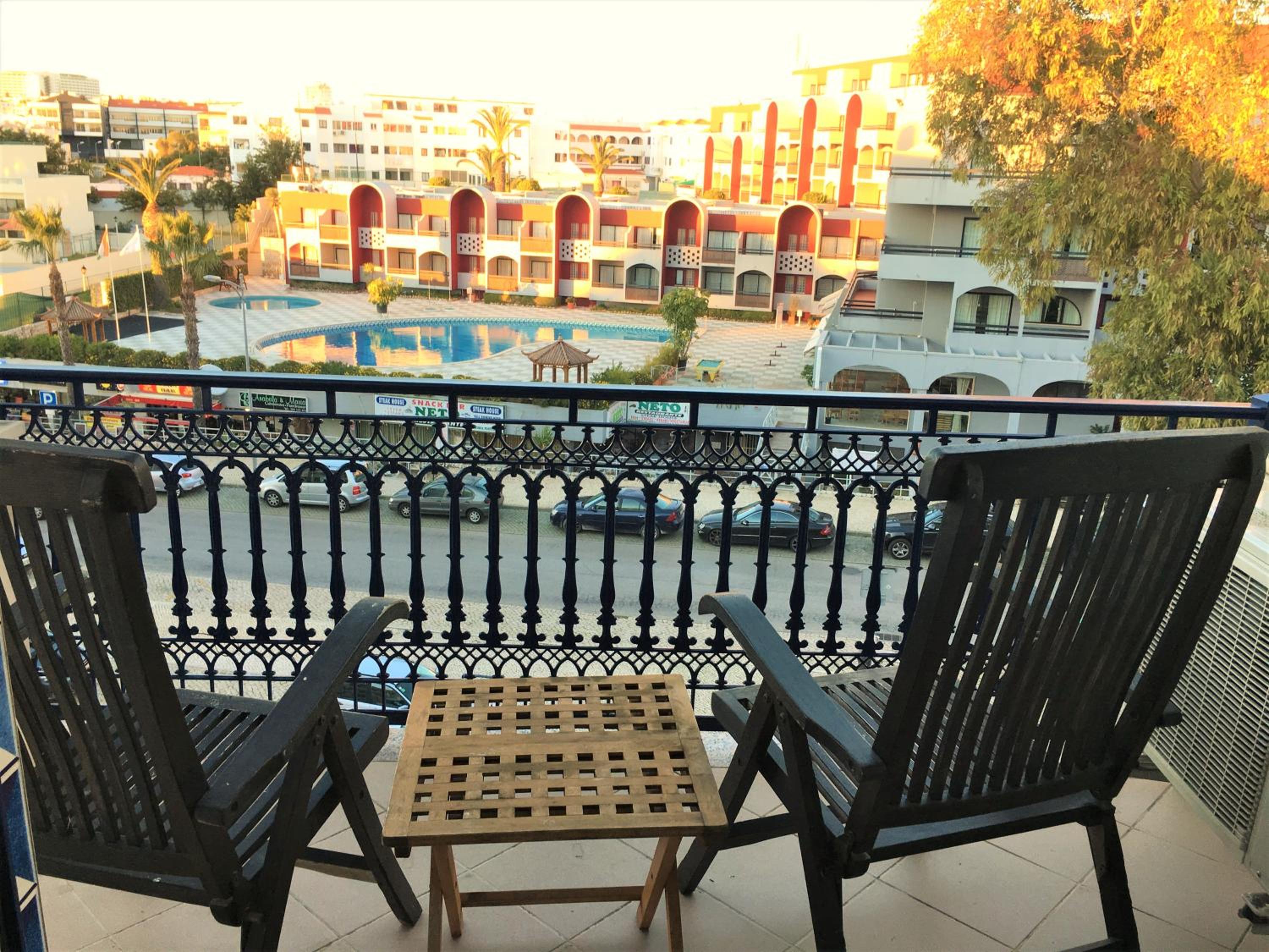 Hotel Excelente T1 Oura Beach Bicos Apartment Lucia - Image 1