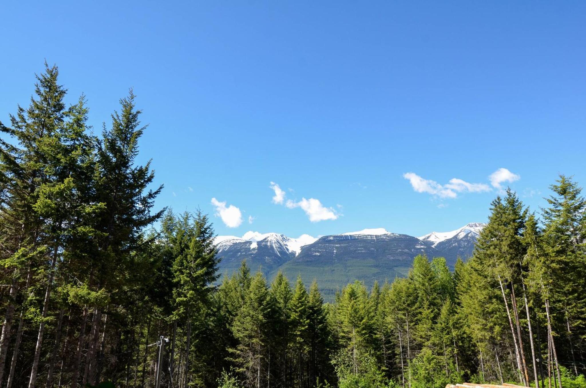 Golden Acres Mountain Lodge