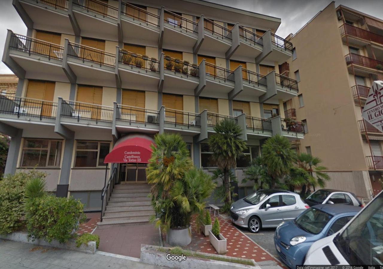Rivierarent Appartamenti Castelfranco fronte mare view 3