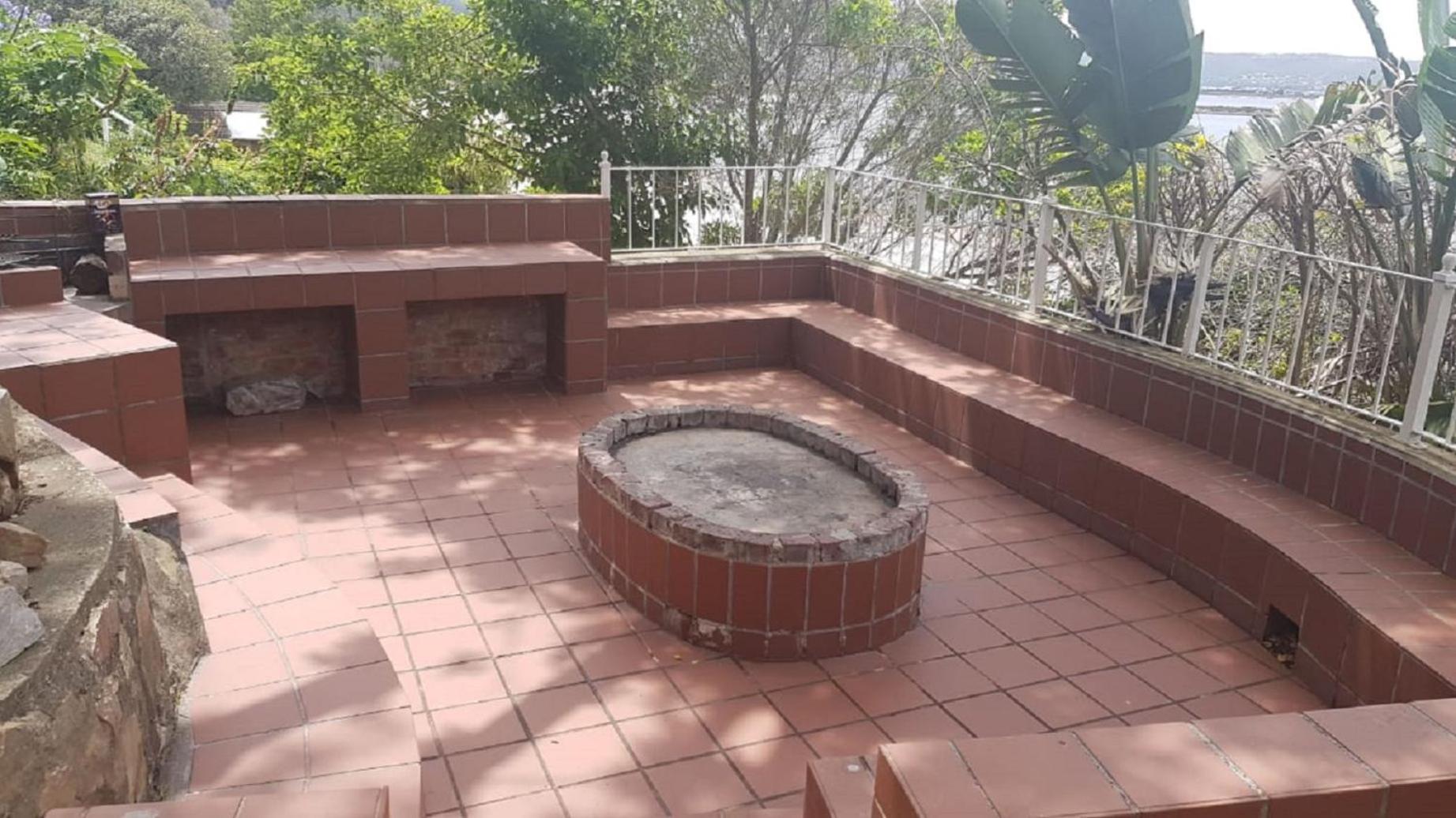 Phoenix Lodge and Waterside Accommodation