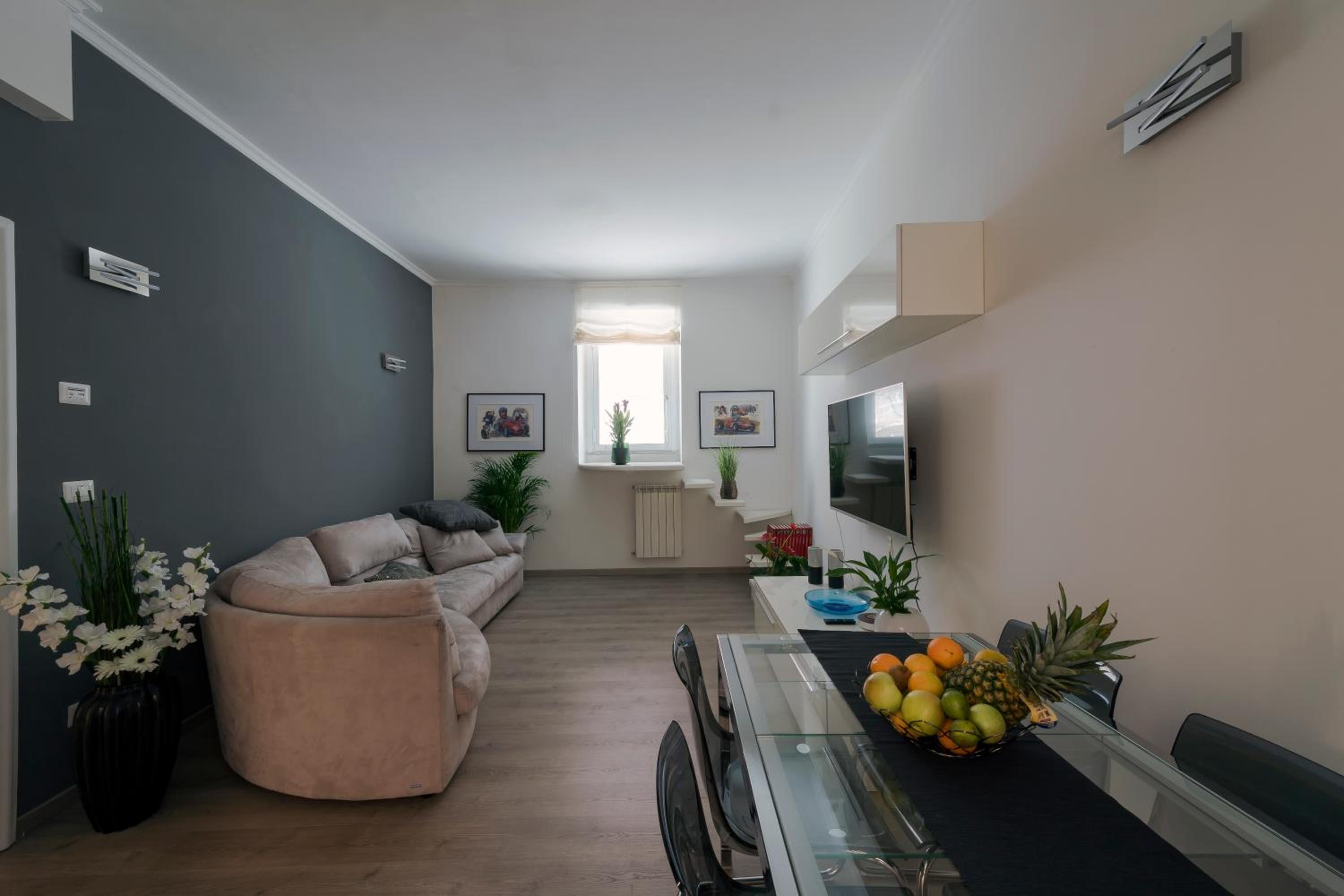Spanish Steps 3 Bedrooms Cozy,Elegant and central