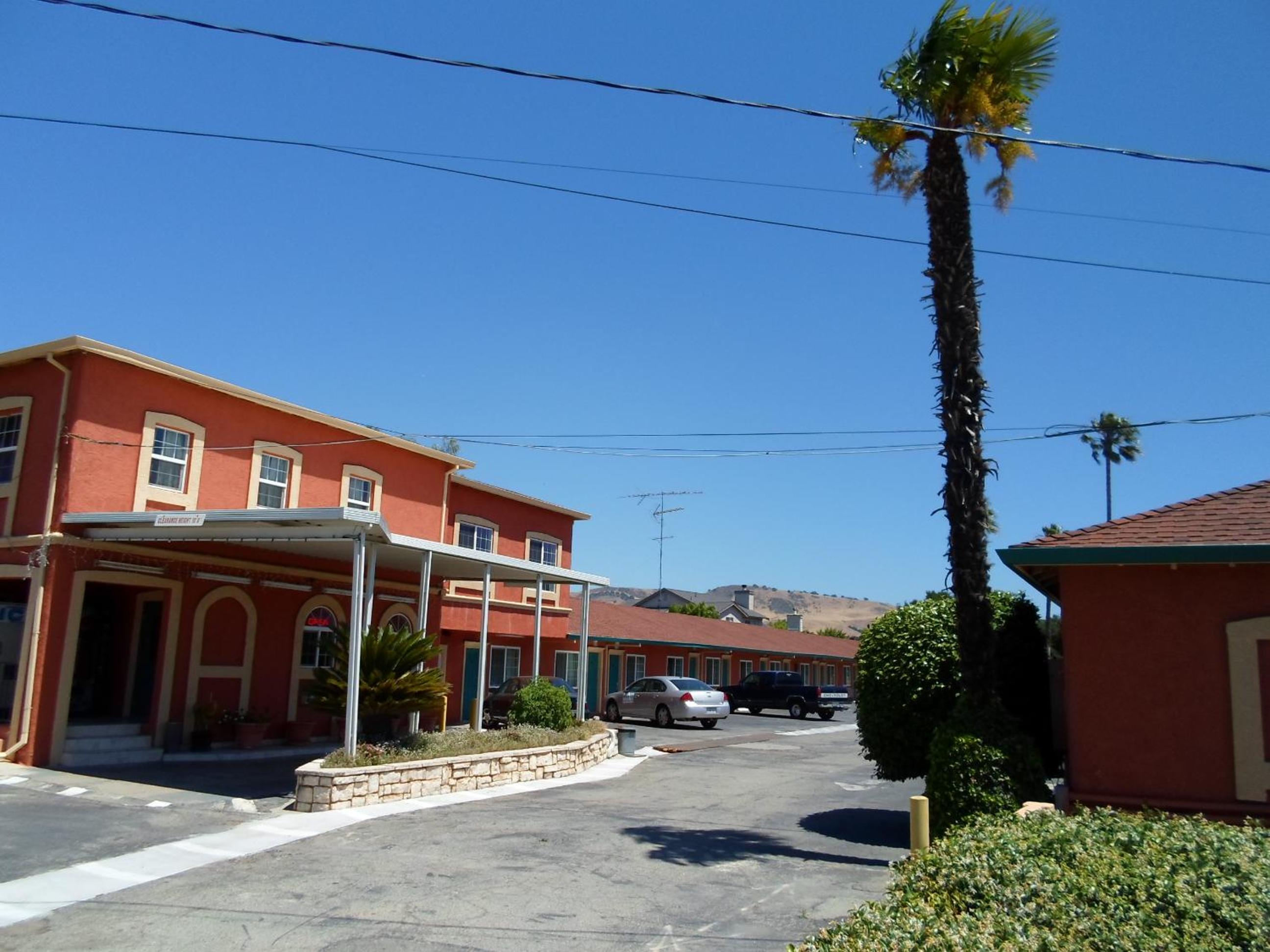 Budget Inn Morgan Hill view 5
