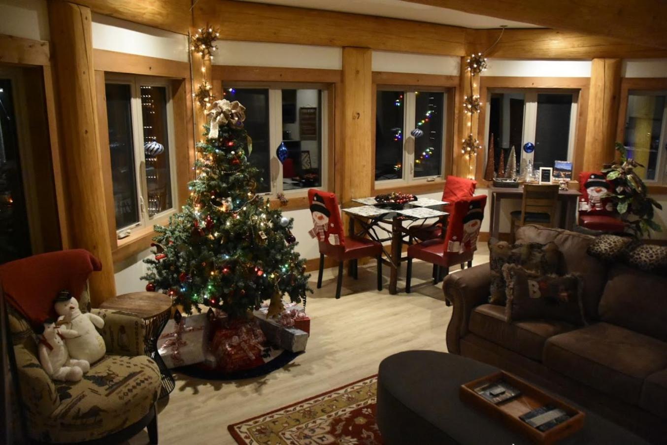 Golden Acres Mountain Lodge