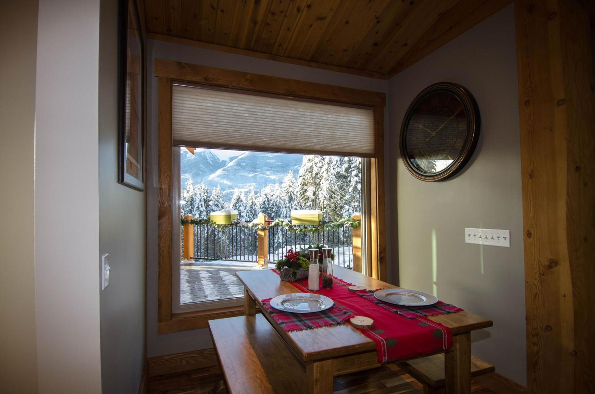 Golden Acres Mountain Lodge