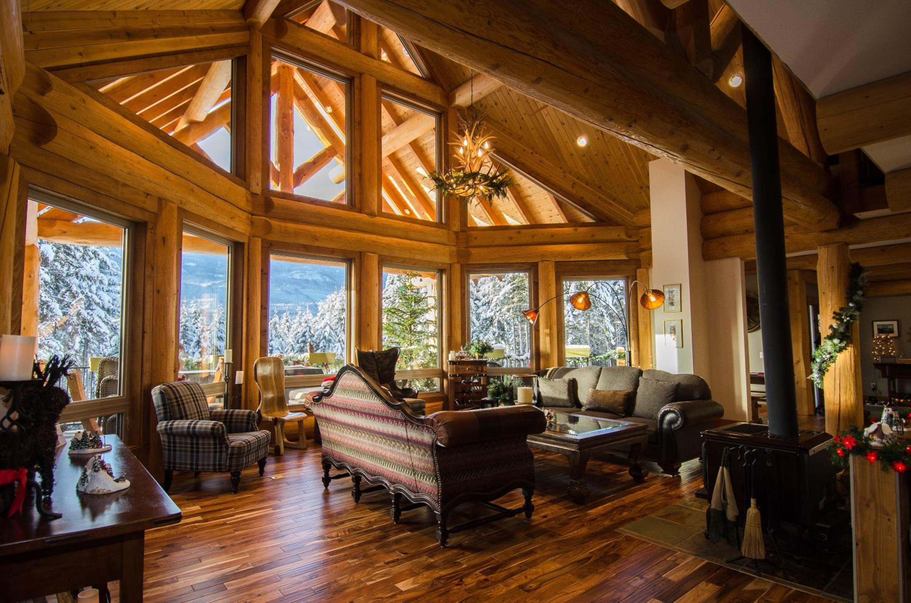 Golden Acres Mountain Lodge