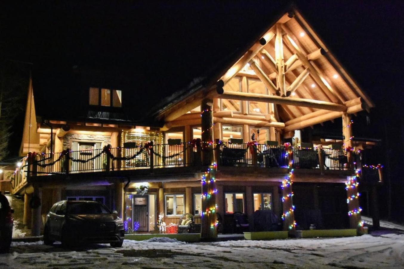 Golden Acres Mountain Lodge