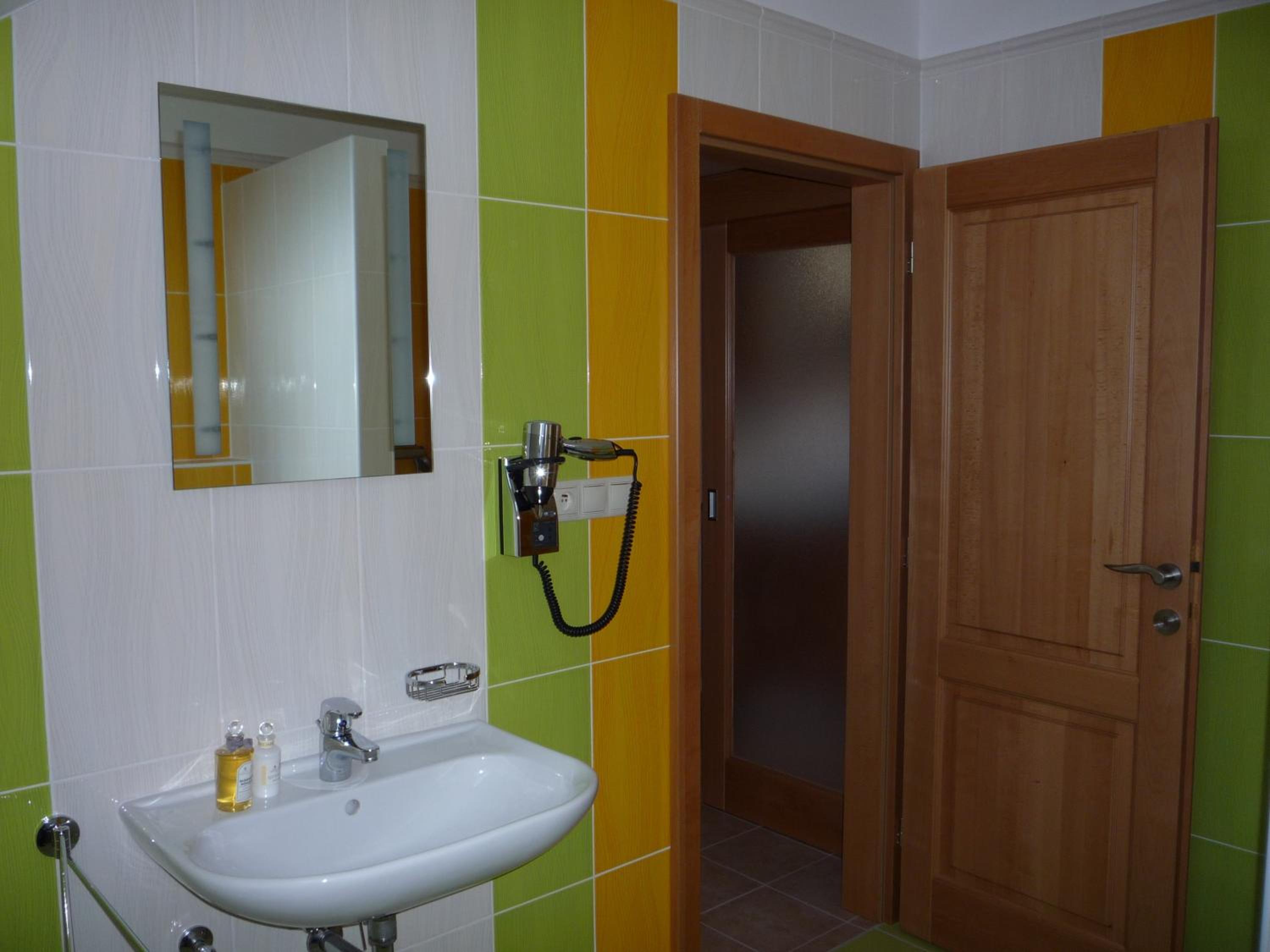 Photo 44