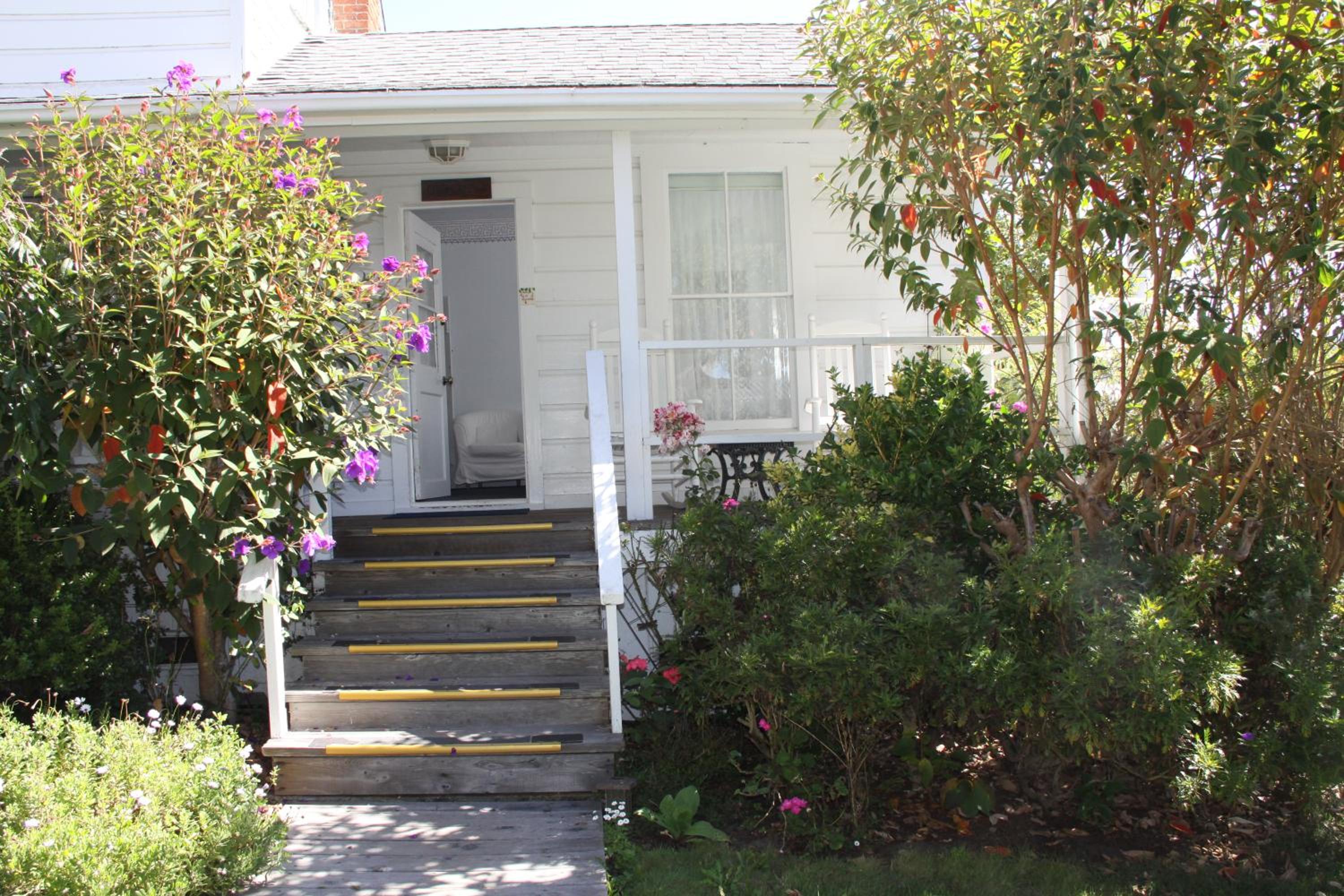 Seagull Inn Bed & Breakfast