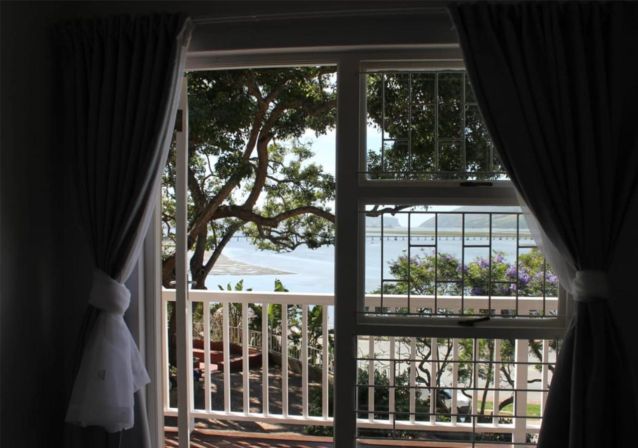 Phoenix Lodge and Waterside Accommodation