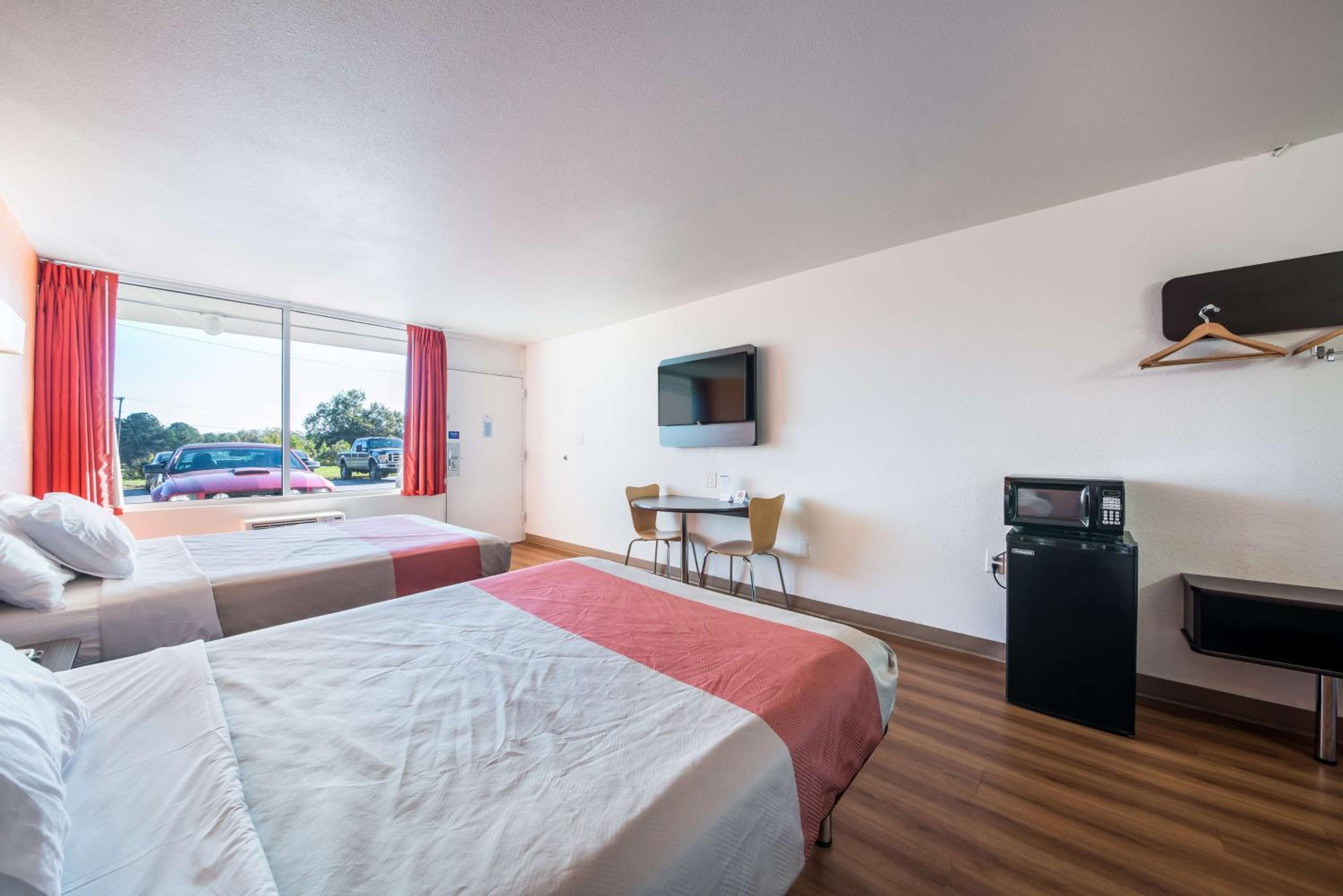 Motel 6-Connellys Springs, NC
