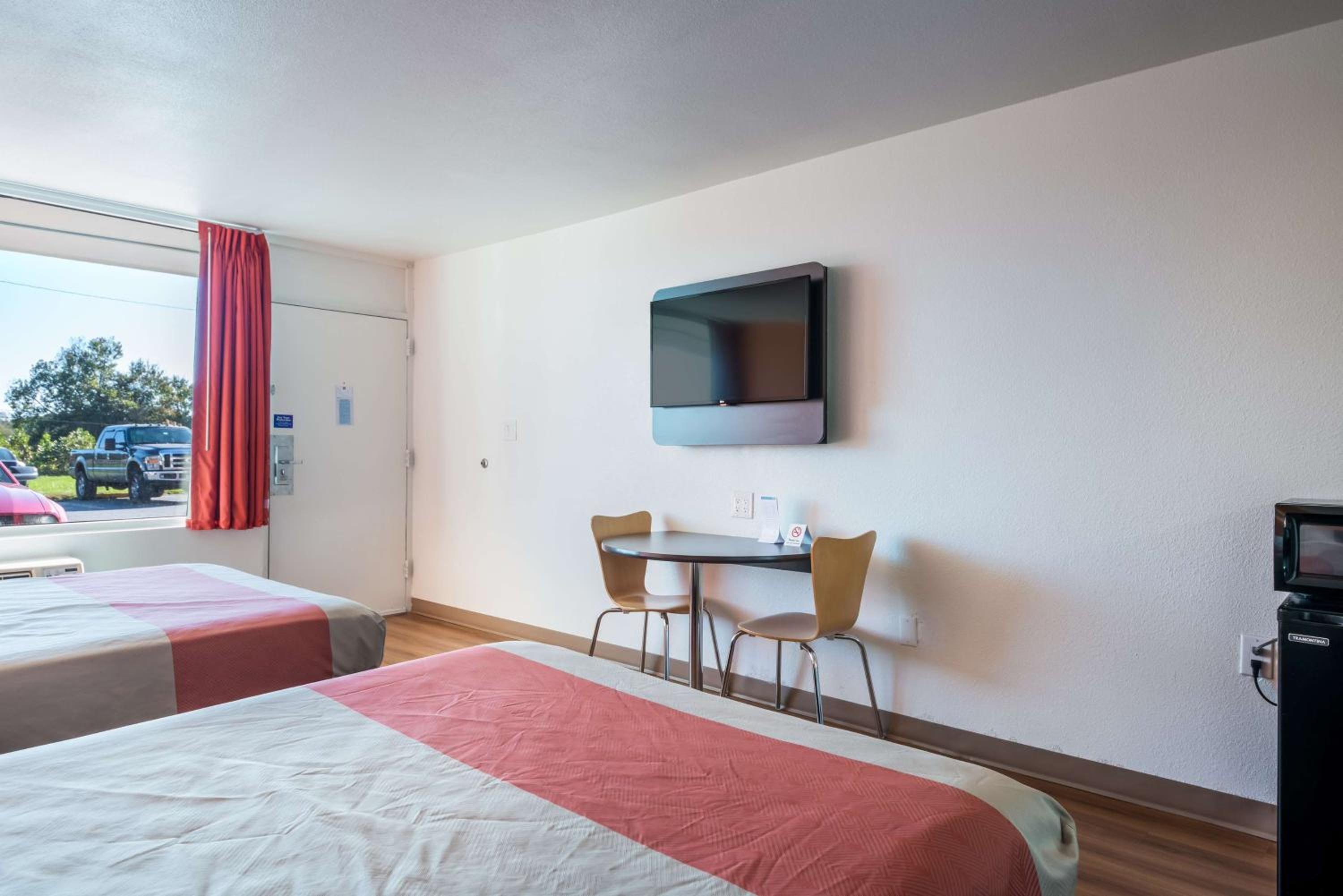 Motel 6-Connellys Springs, NC