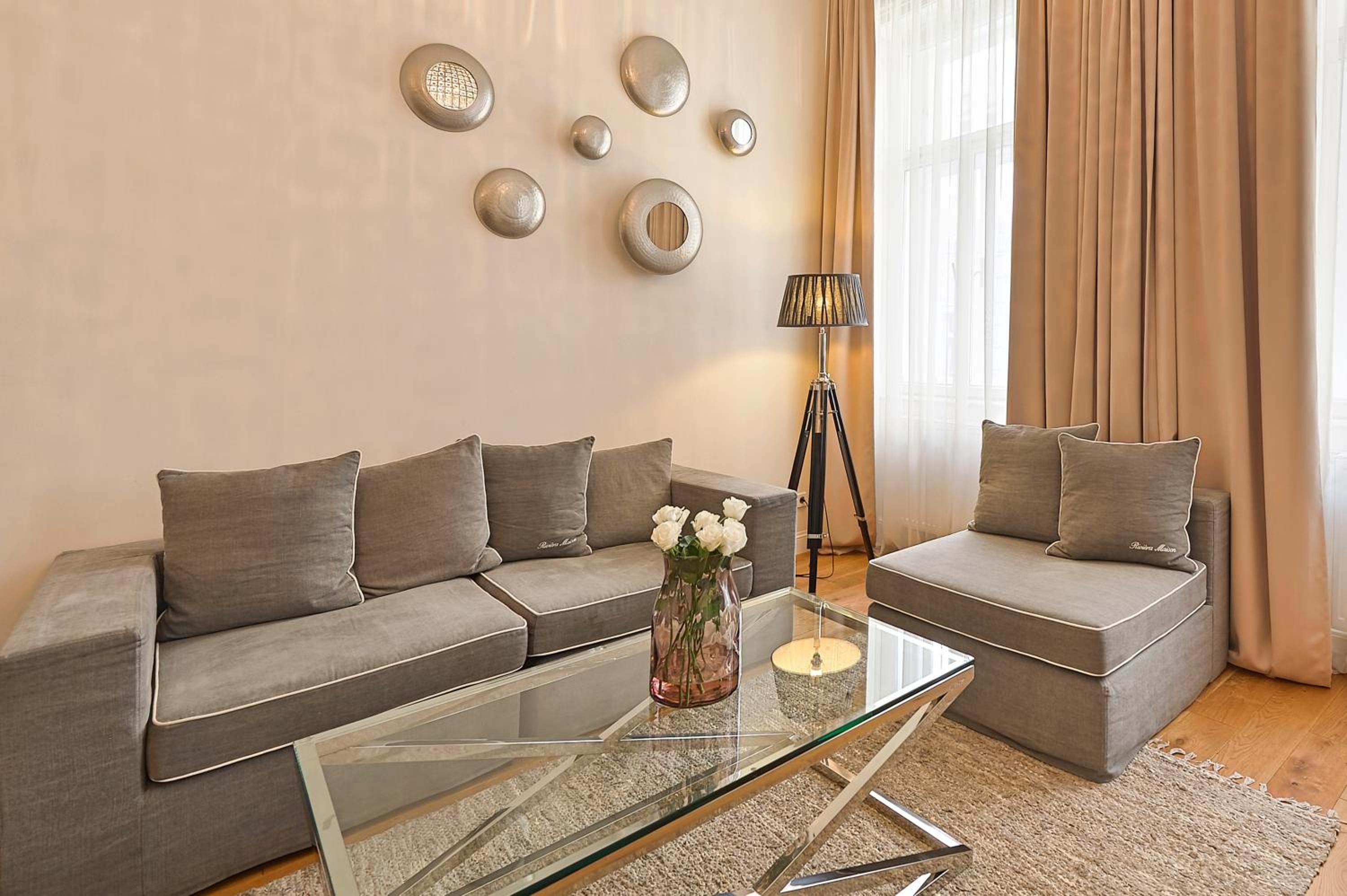 6 rooms Naschmarkt