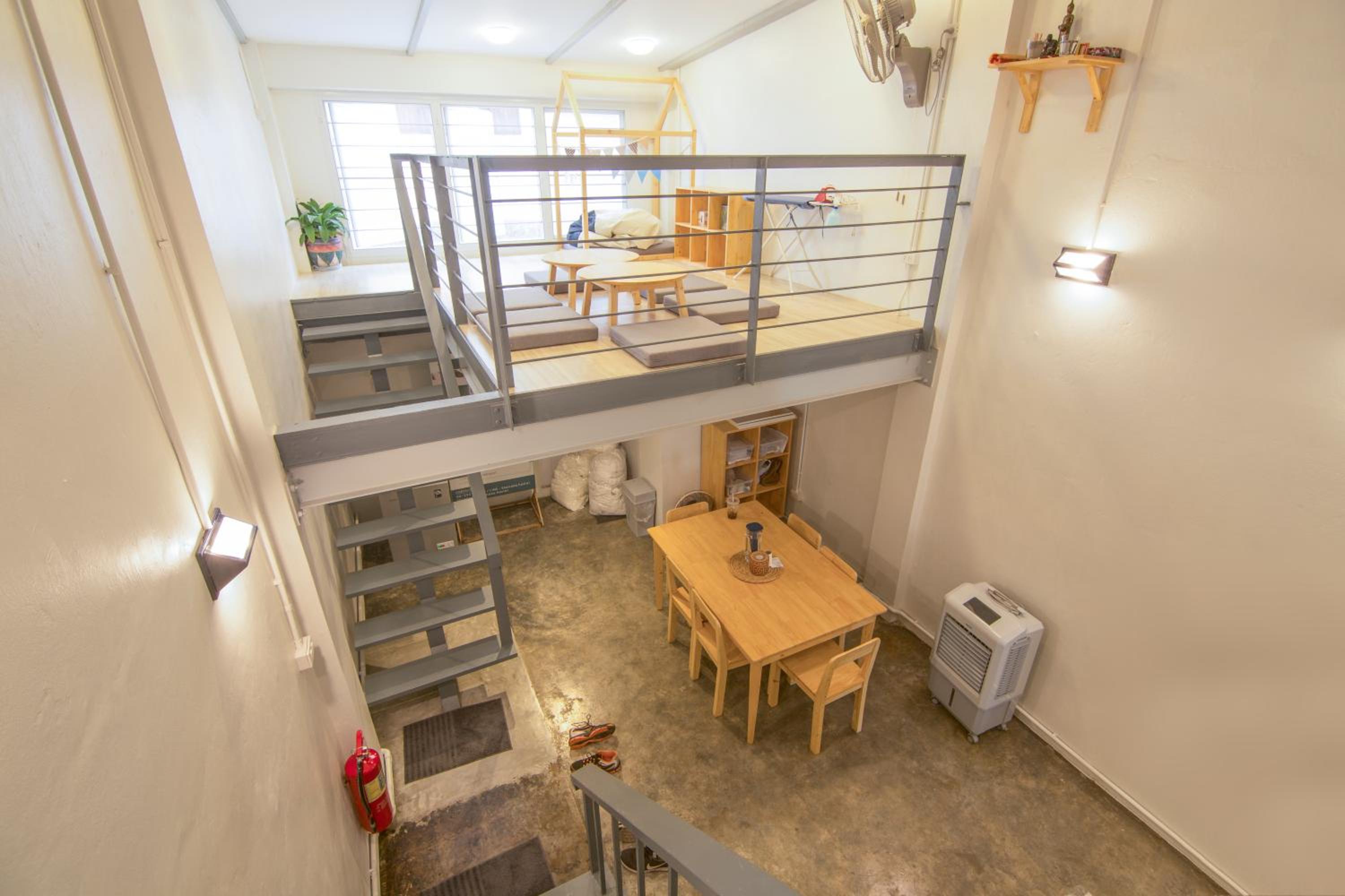 Ekanake hostel