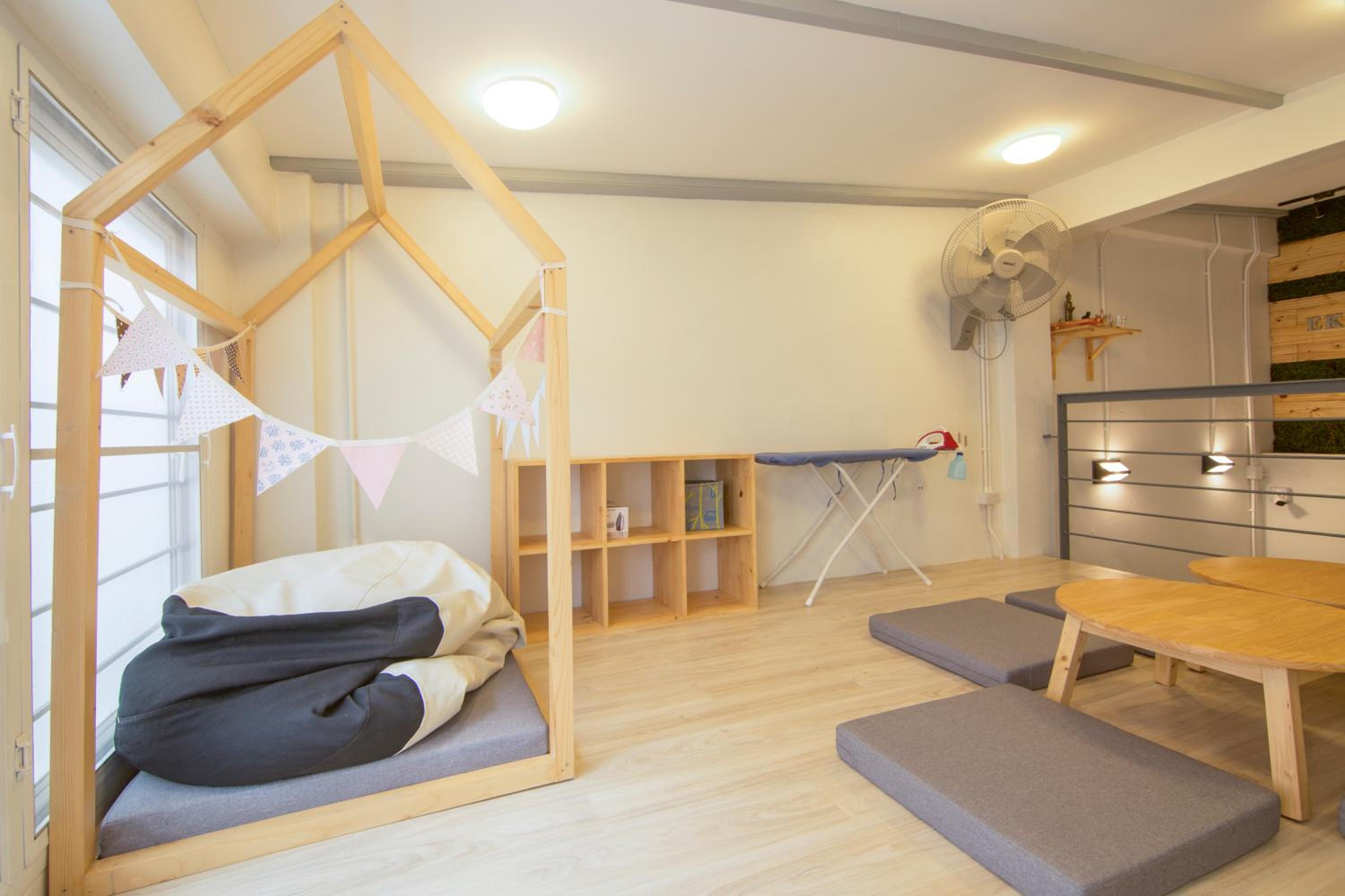 Ekanake hostel