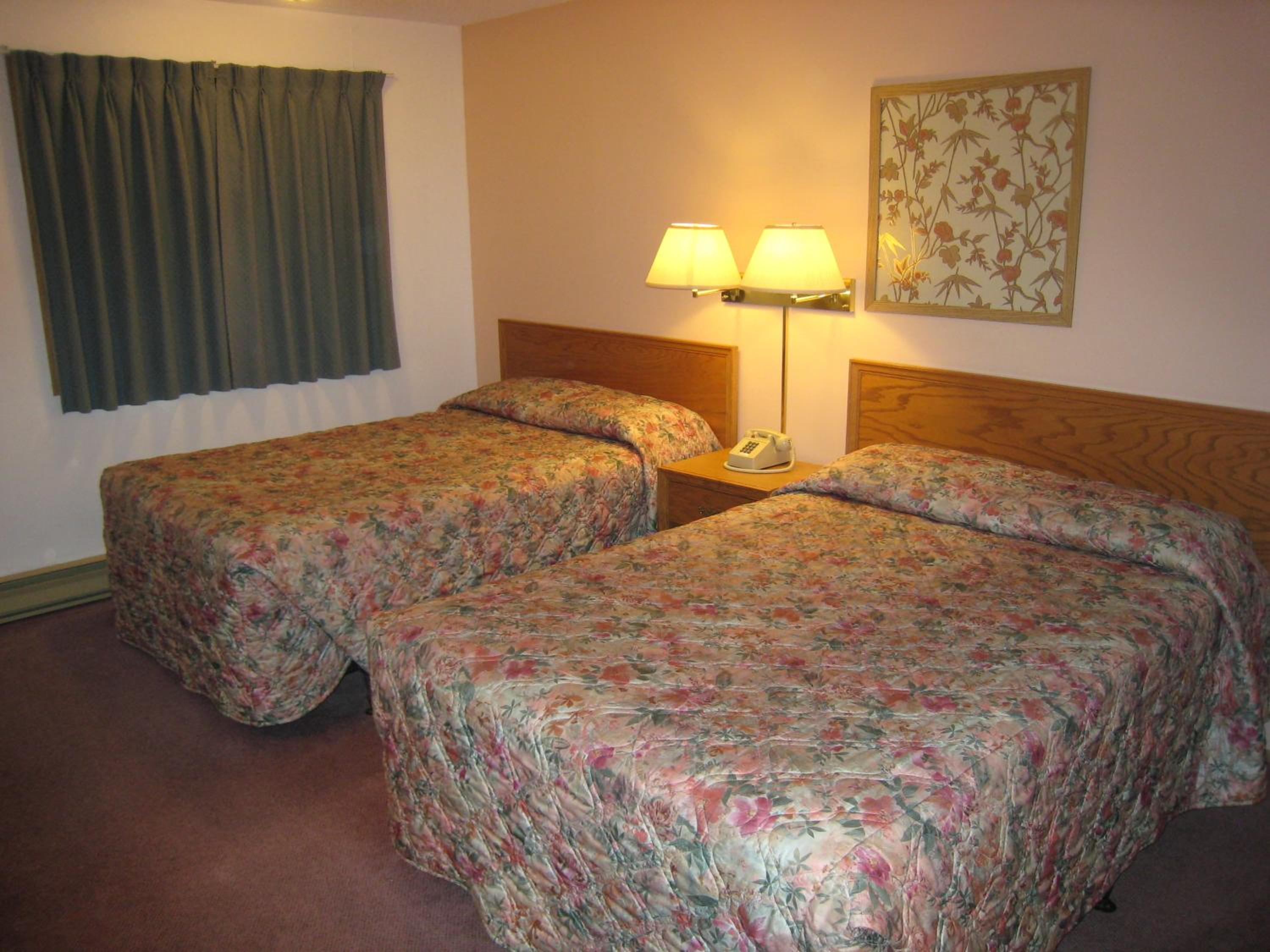 Swiss Village Inn