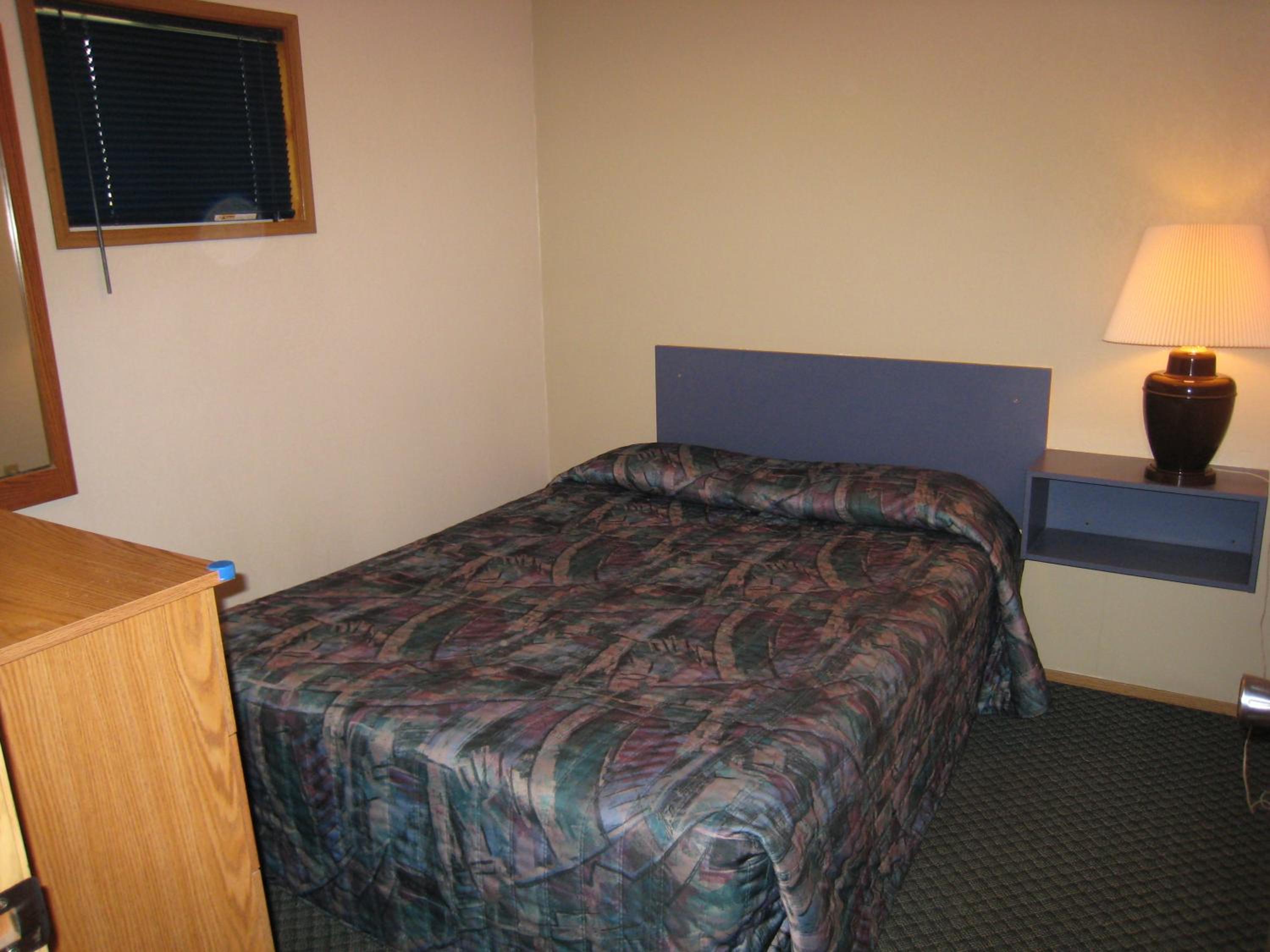 Swiss Village Inn