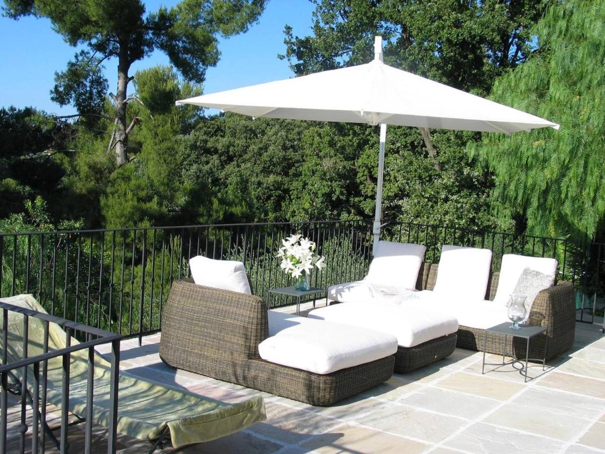 Luxury 3 bedroom villa with pool view 2