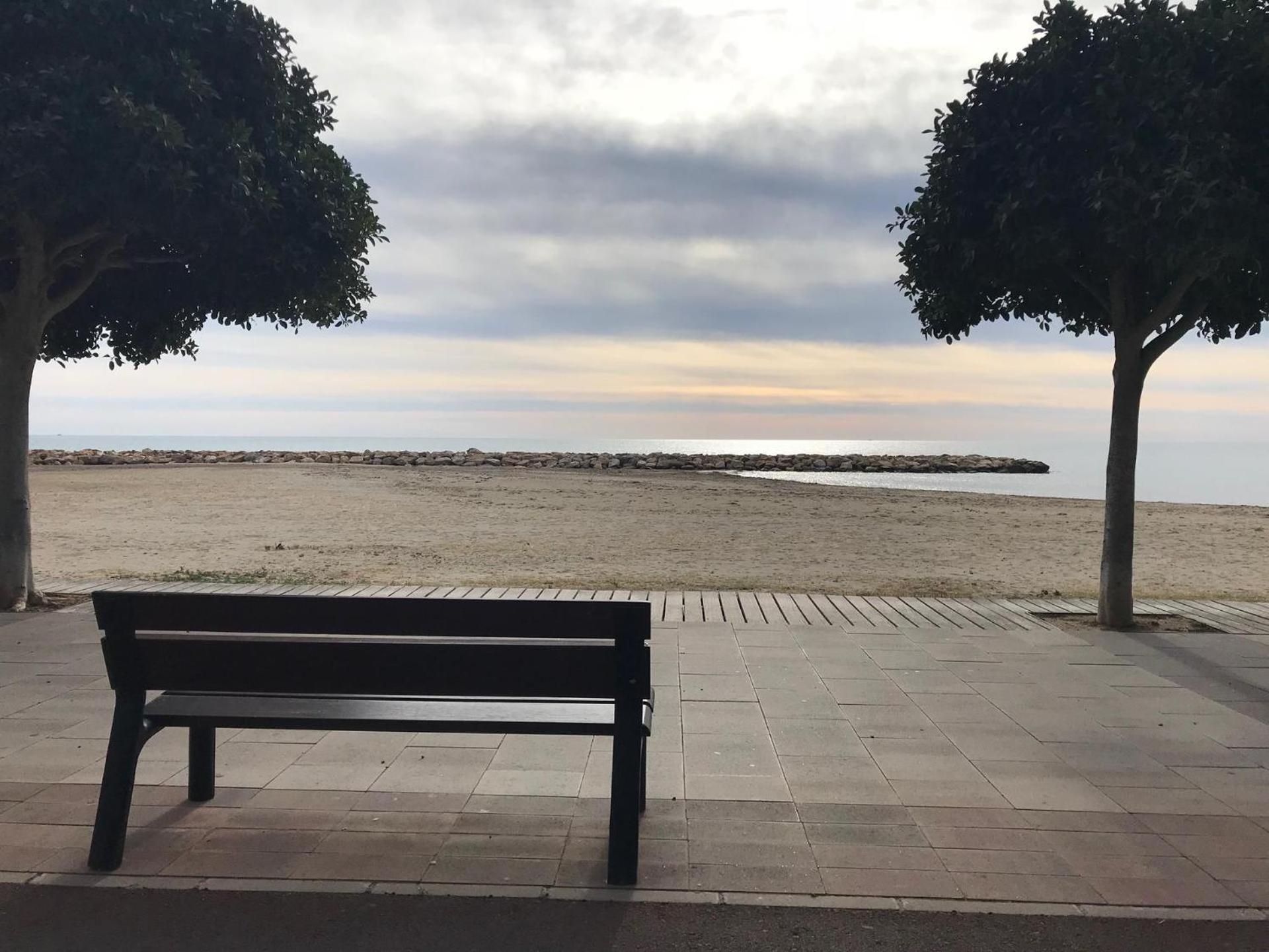 Apartamento situado en 1º linea de playa La Llosa 112B - INMO22 view 2