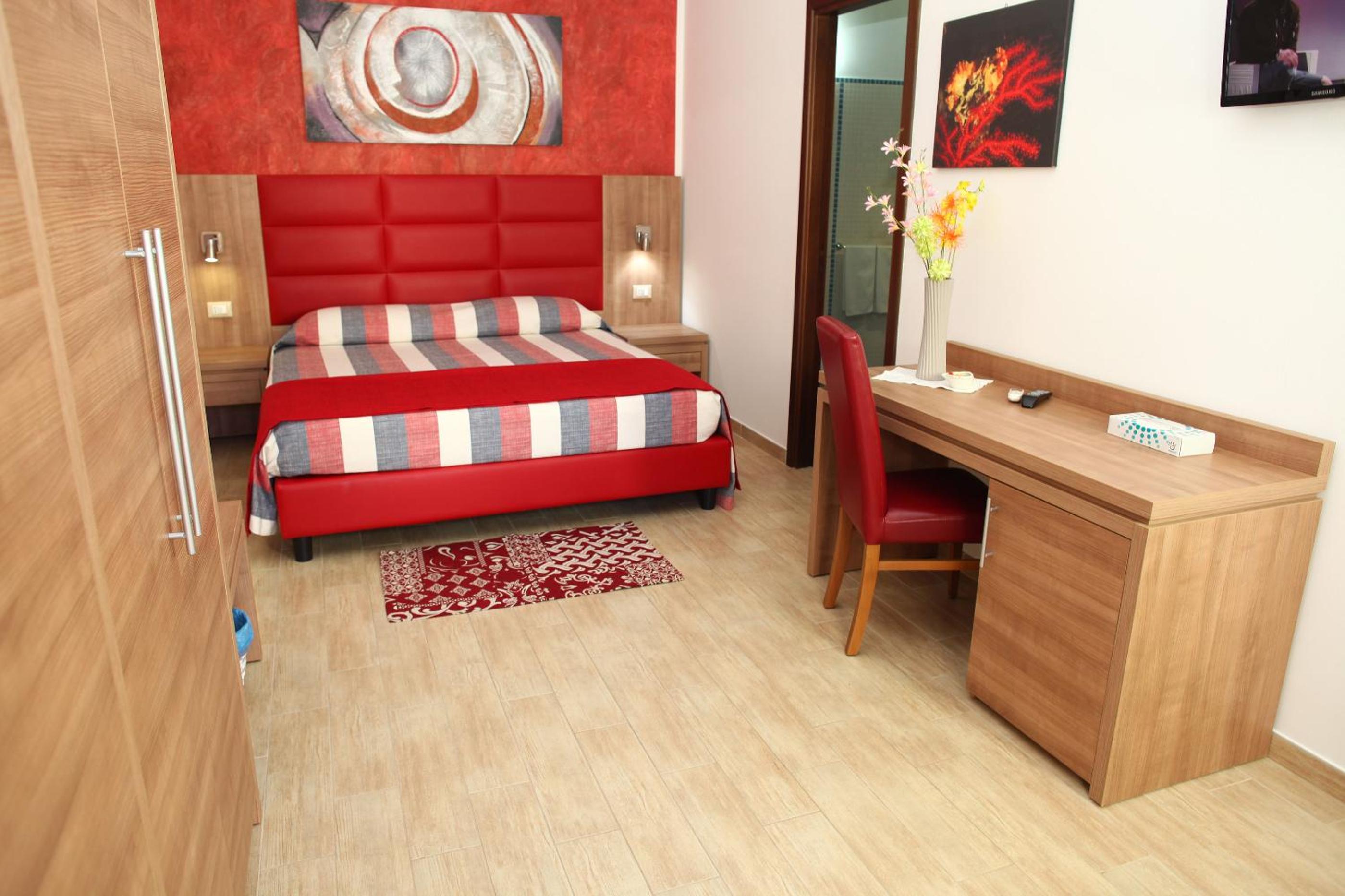 Photo 7