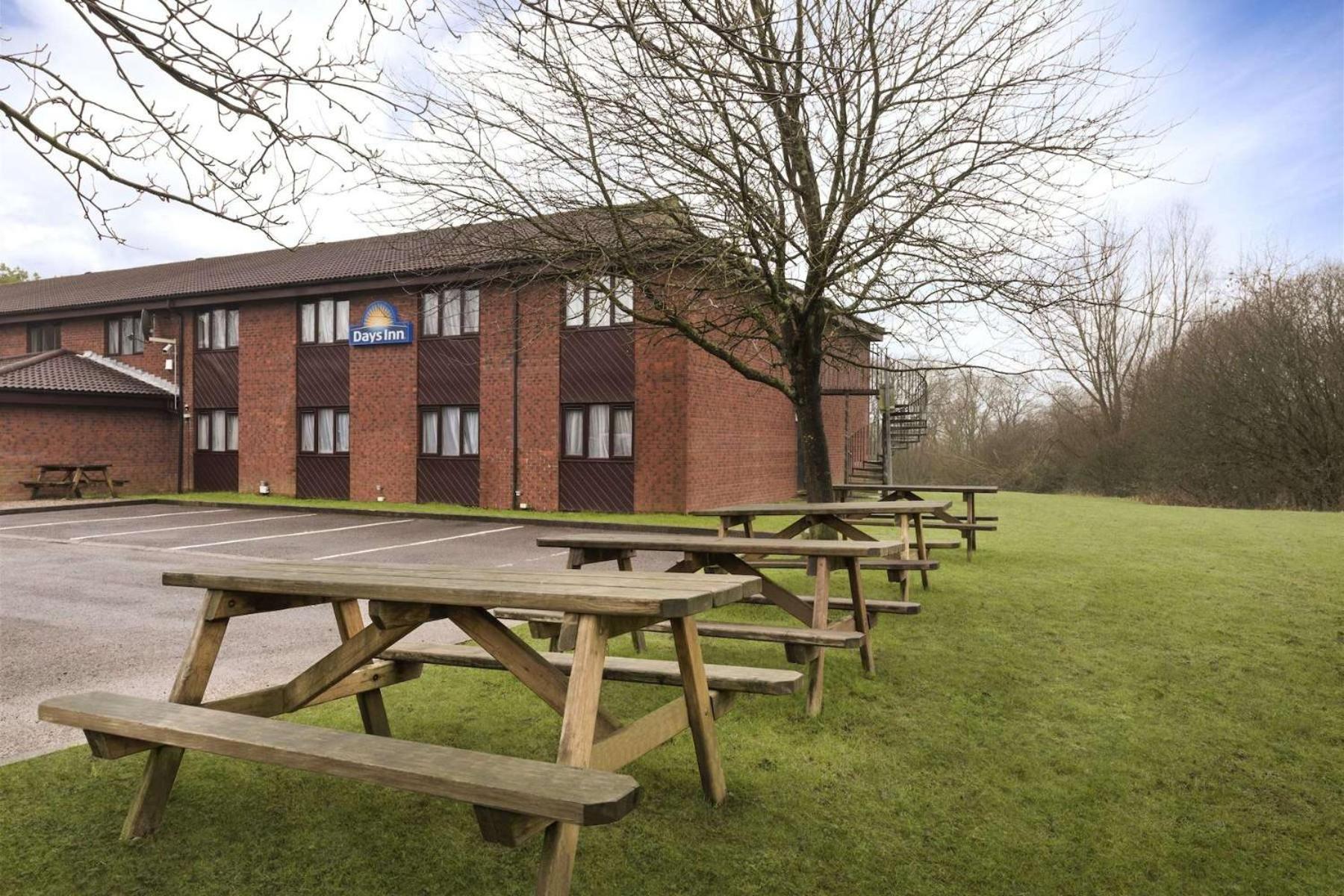 Bridgend Vacations - Days Inn Bridgend Cardiff - Property Image 3