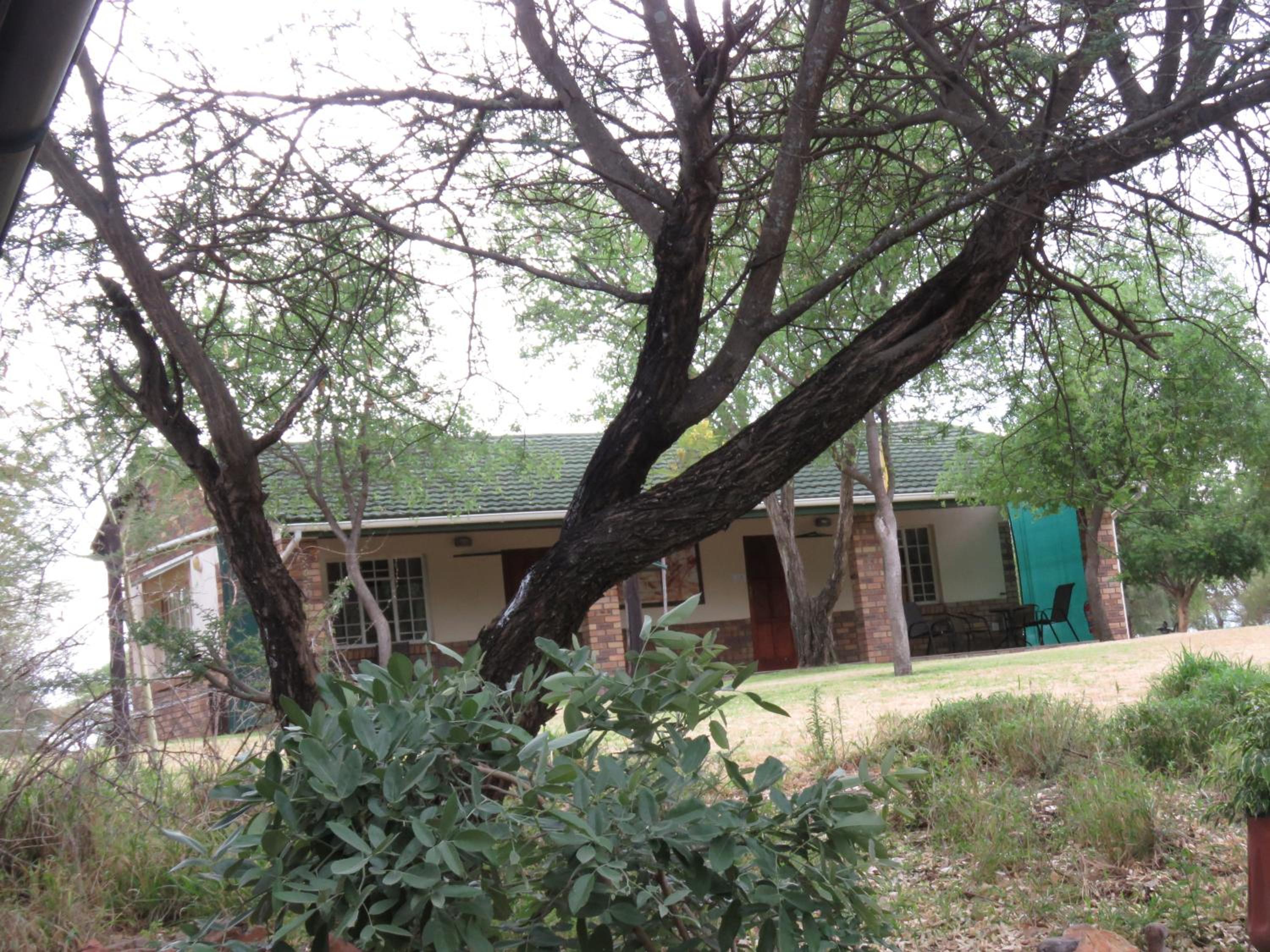 Woodlands Stop Over and Lodge