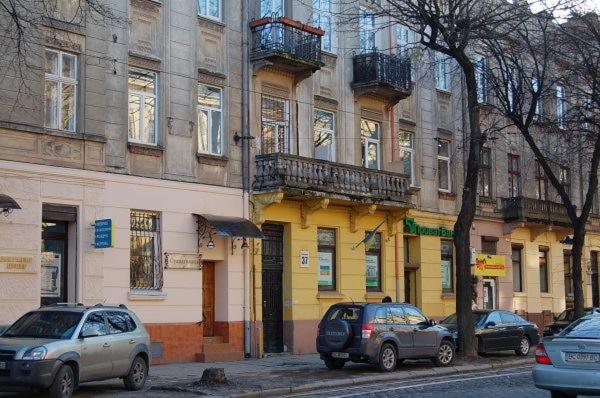 apartments Stepan Bandery Street, 51 lviv view 4
