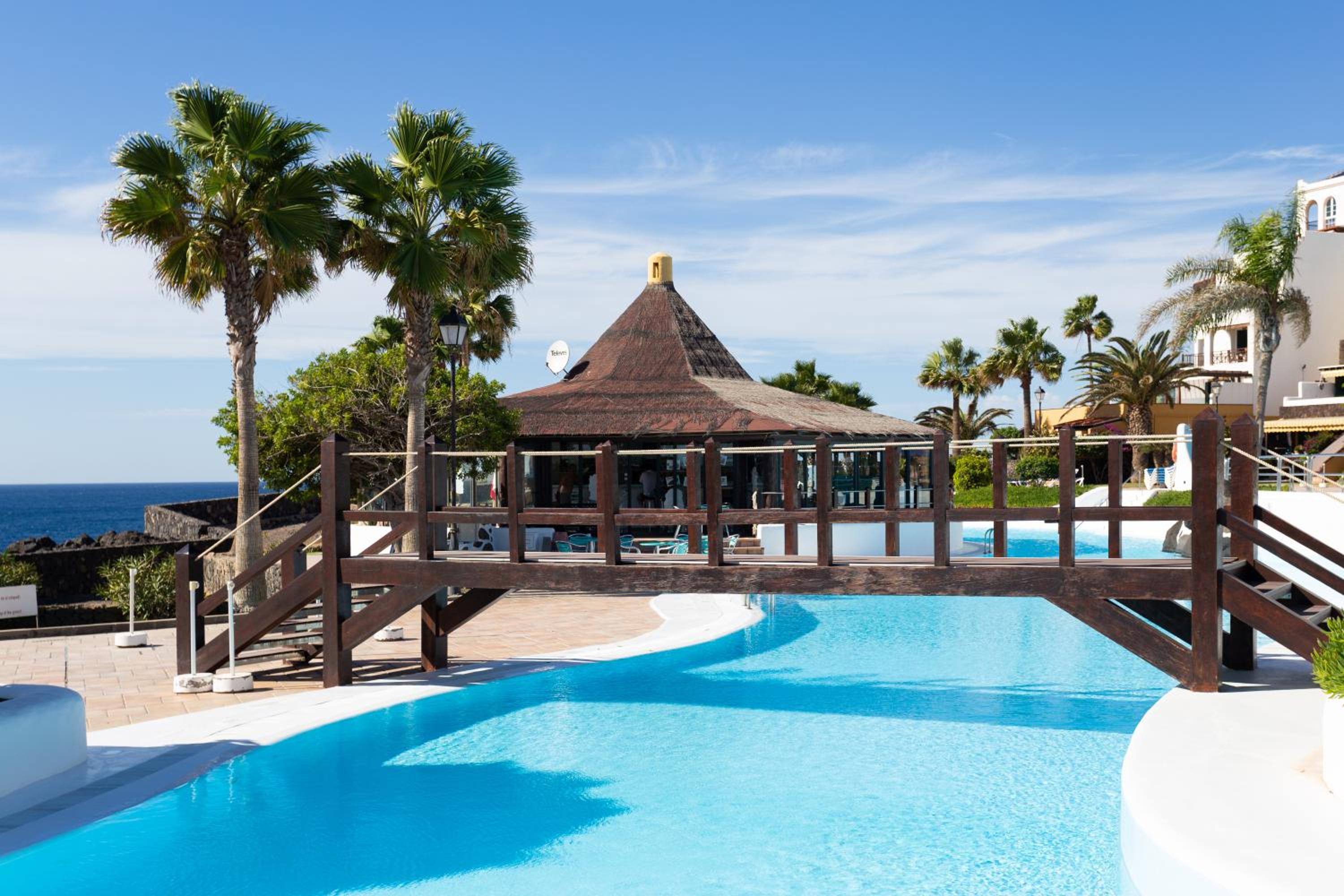 Rocas del Mar Apartment view 5