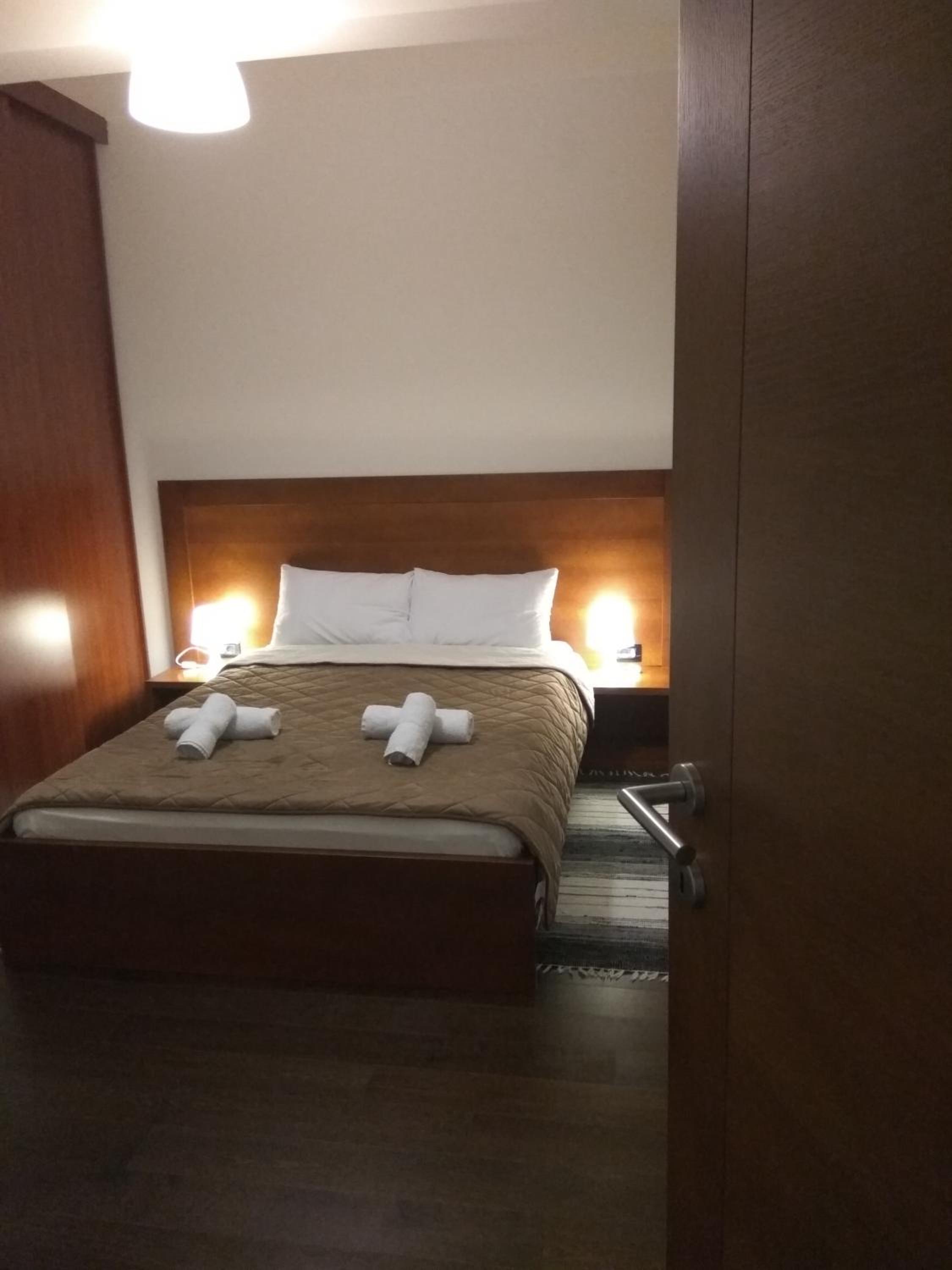 Apartments Kuce Lekovica Beach & snack bar- Bistro