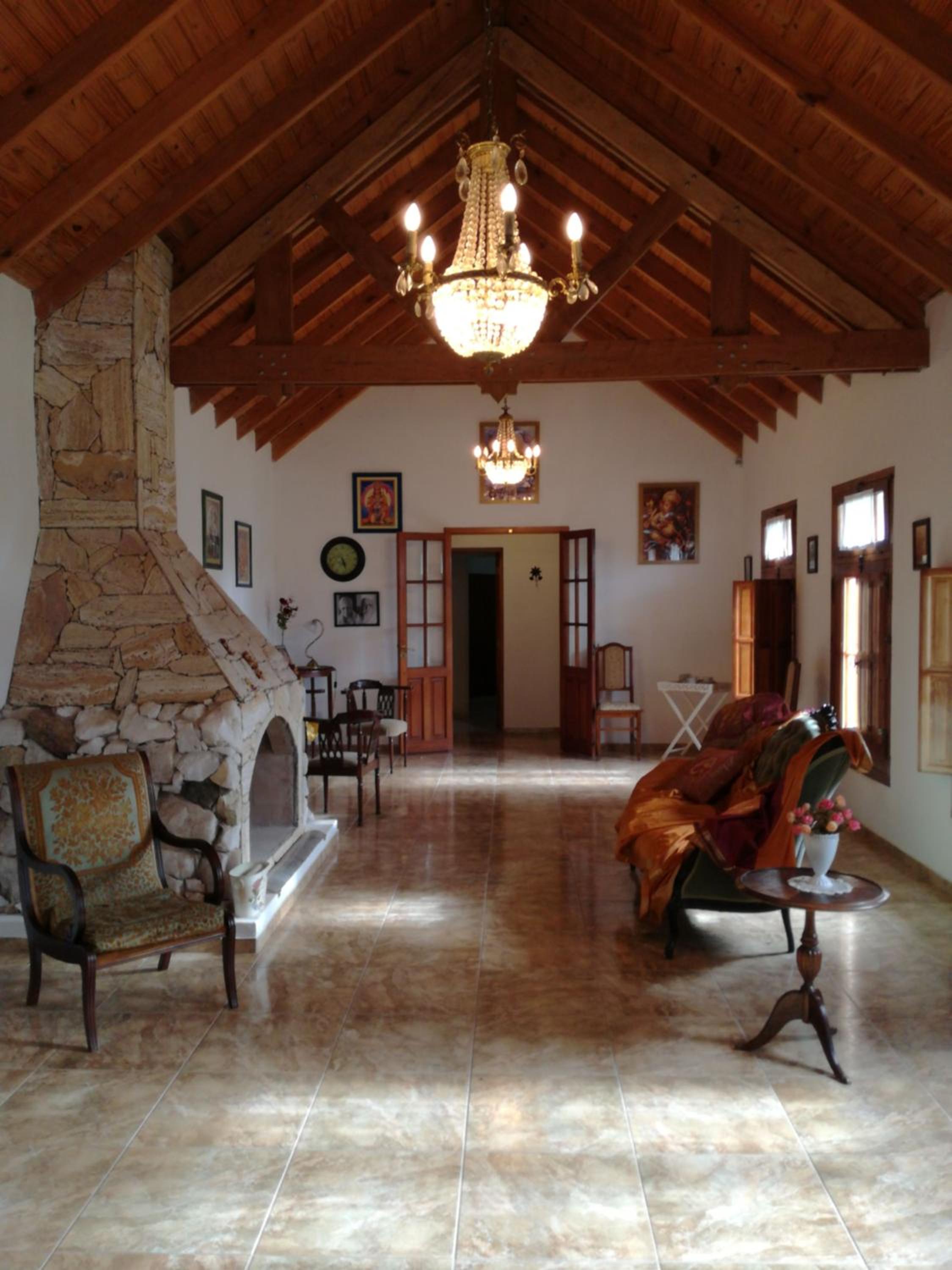 White Field Houses and Spa