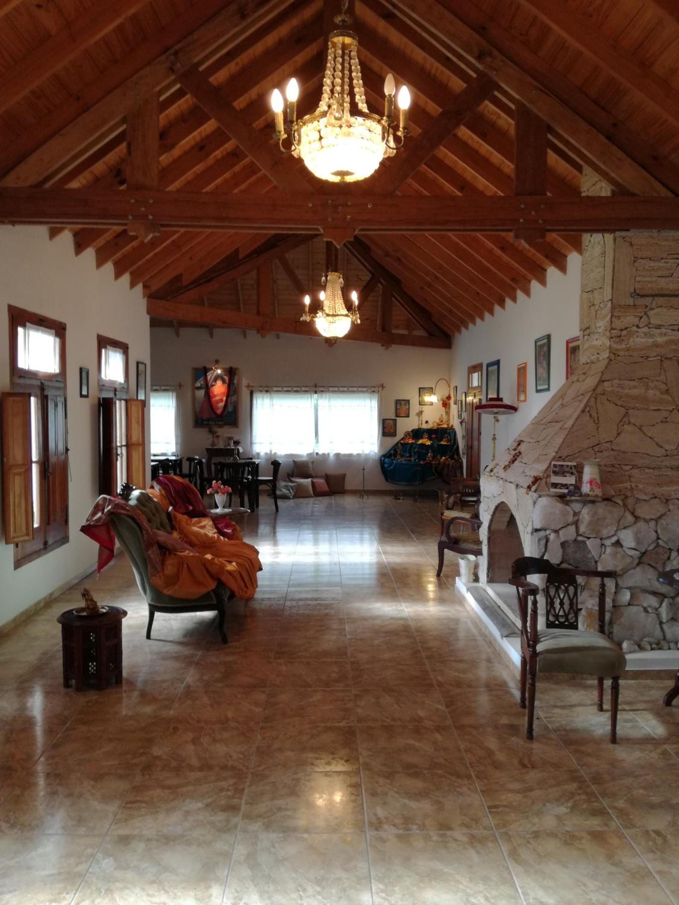 White Field Houses and Spa