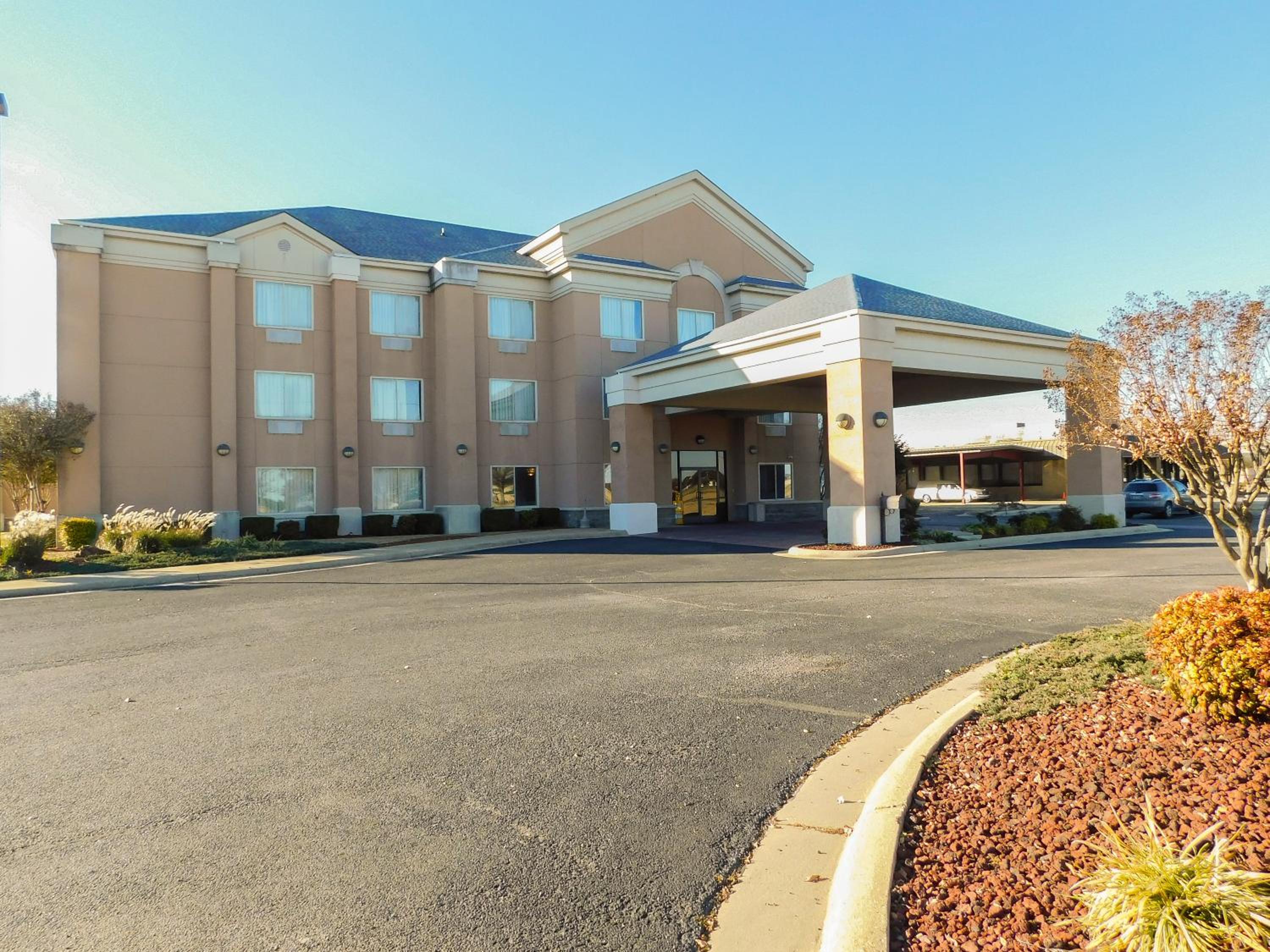 Days Inn & Suites by Wyndham Pocahontas