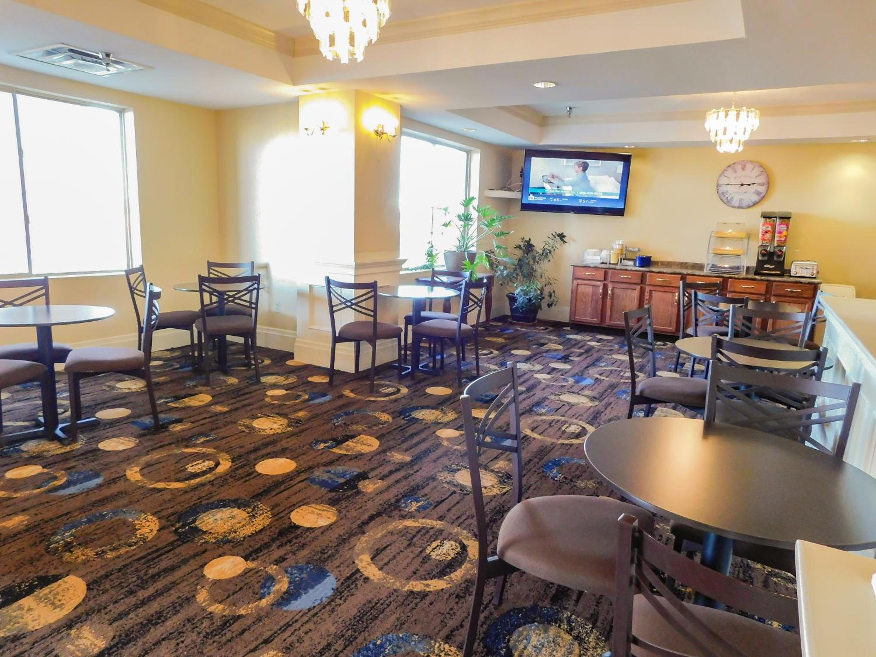 Days Inn & Suites by Wyndham Pocahontas