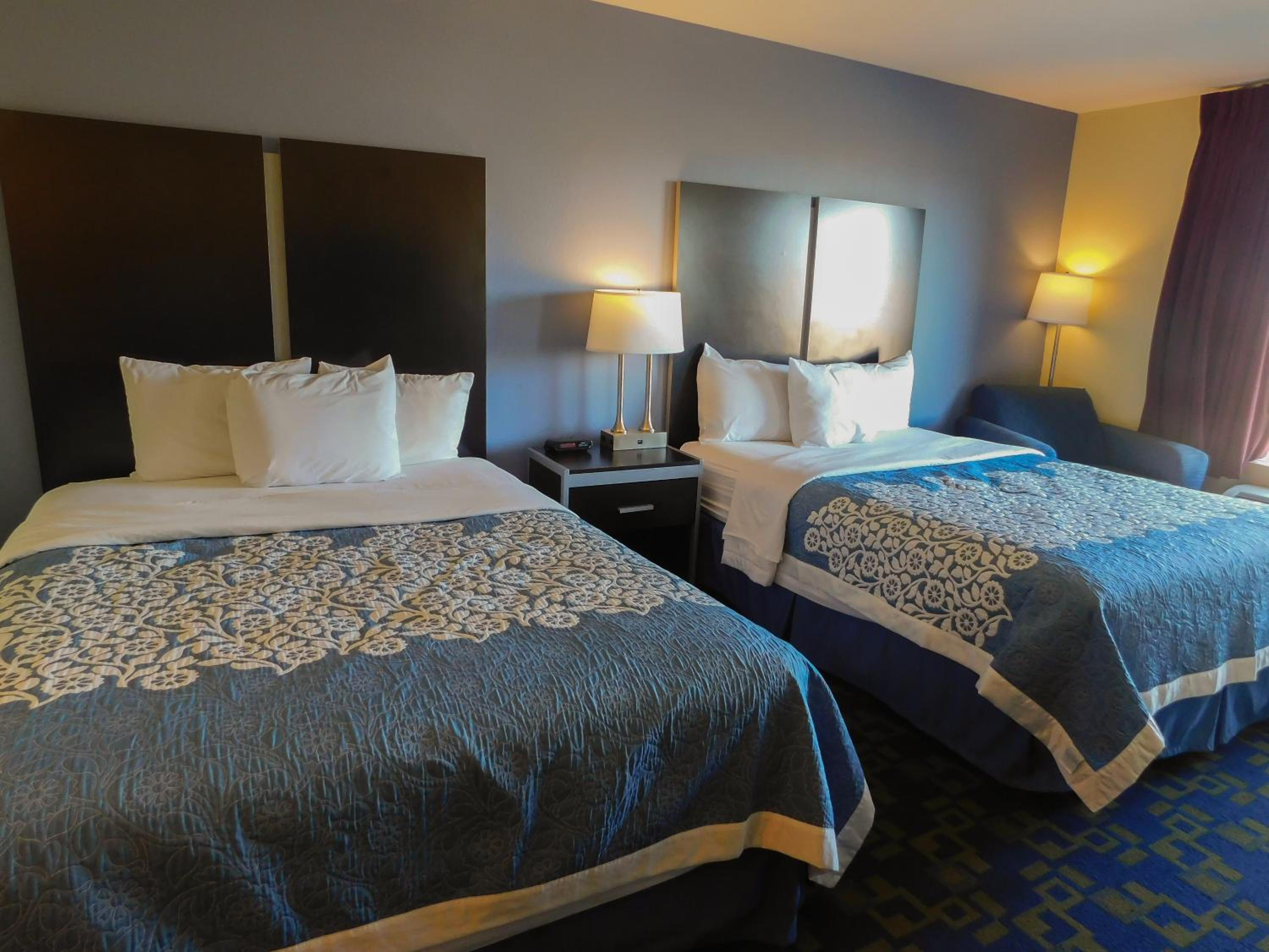 Days Inn & Suites by Wyndham Pocahontas