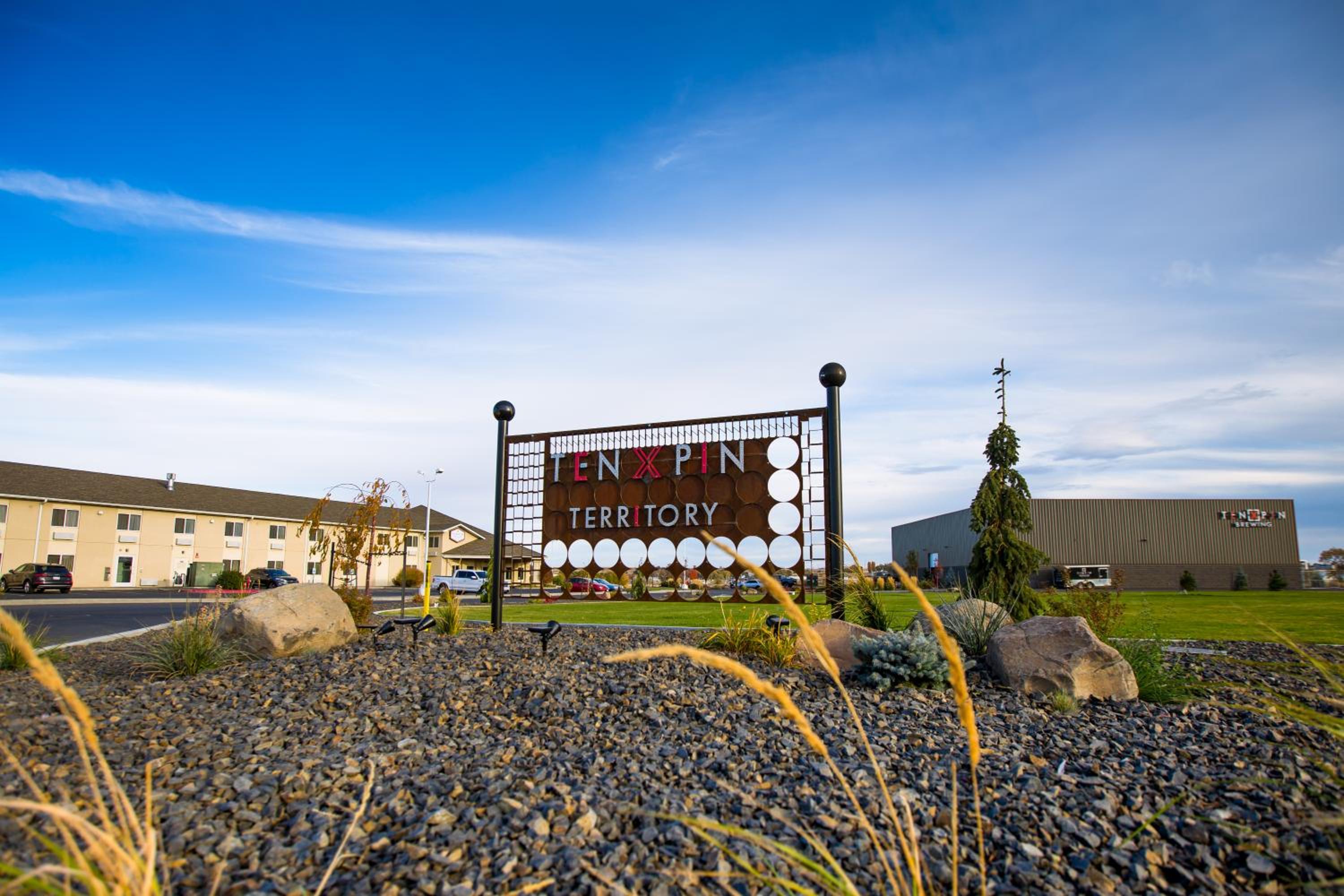 Moses Lake Vacations - Ten Pin Inn  Suites - Property Image 9