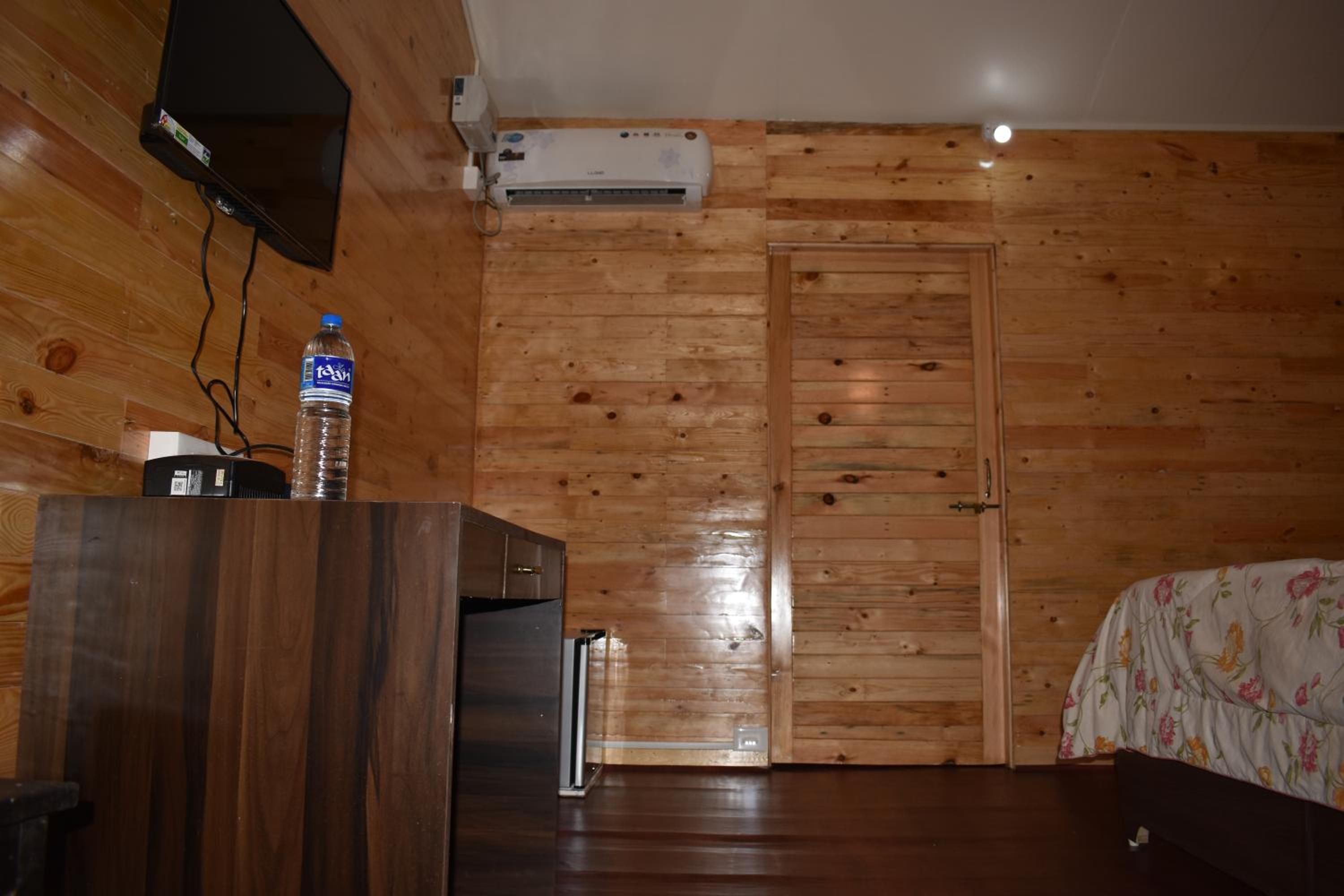 Photo 48
