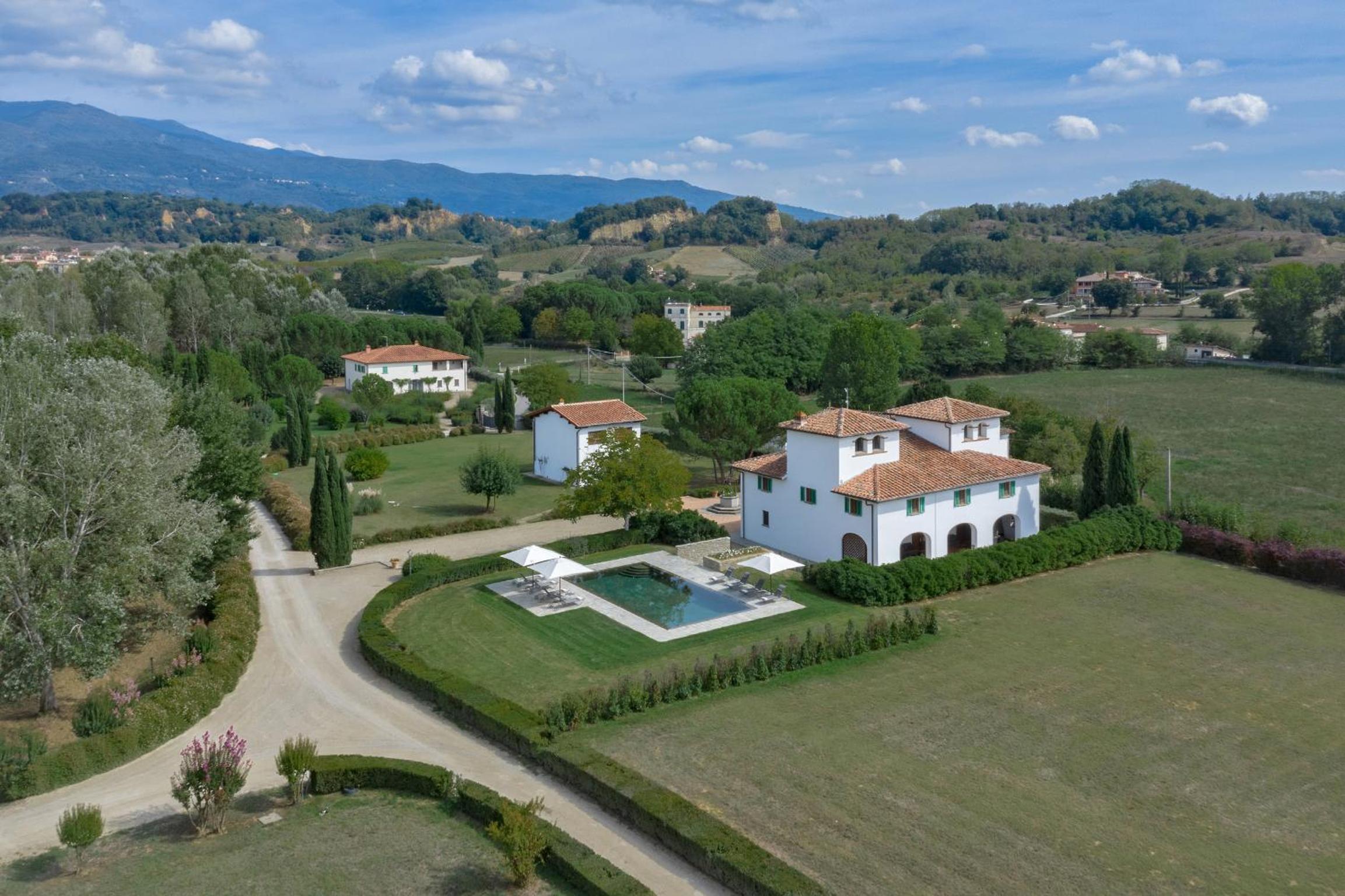 Hotel VIESCA Suites & Villas Il Borro Toscana - Image 1