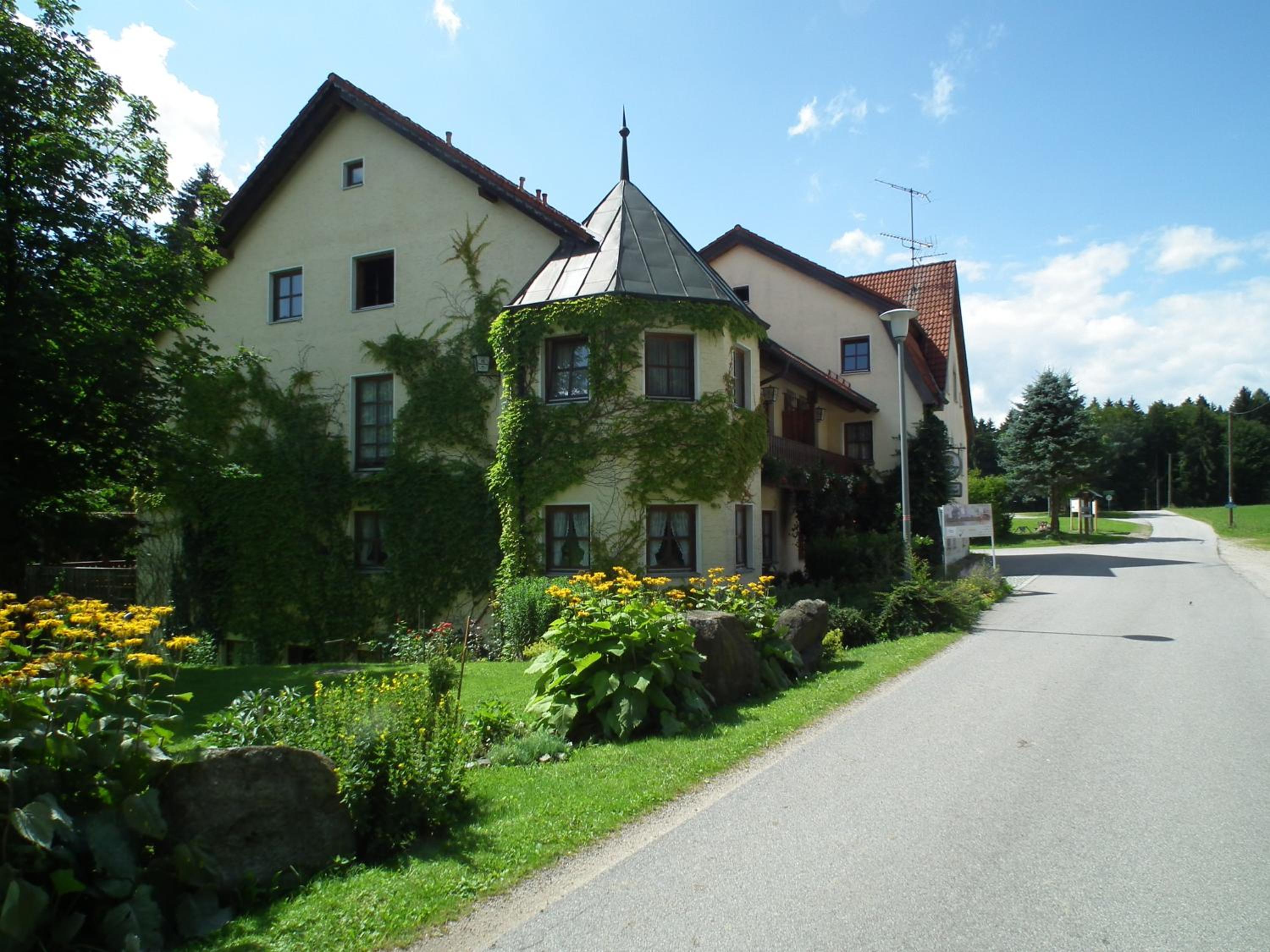 Photo 16