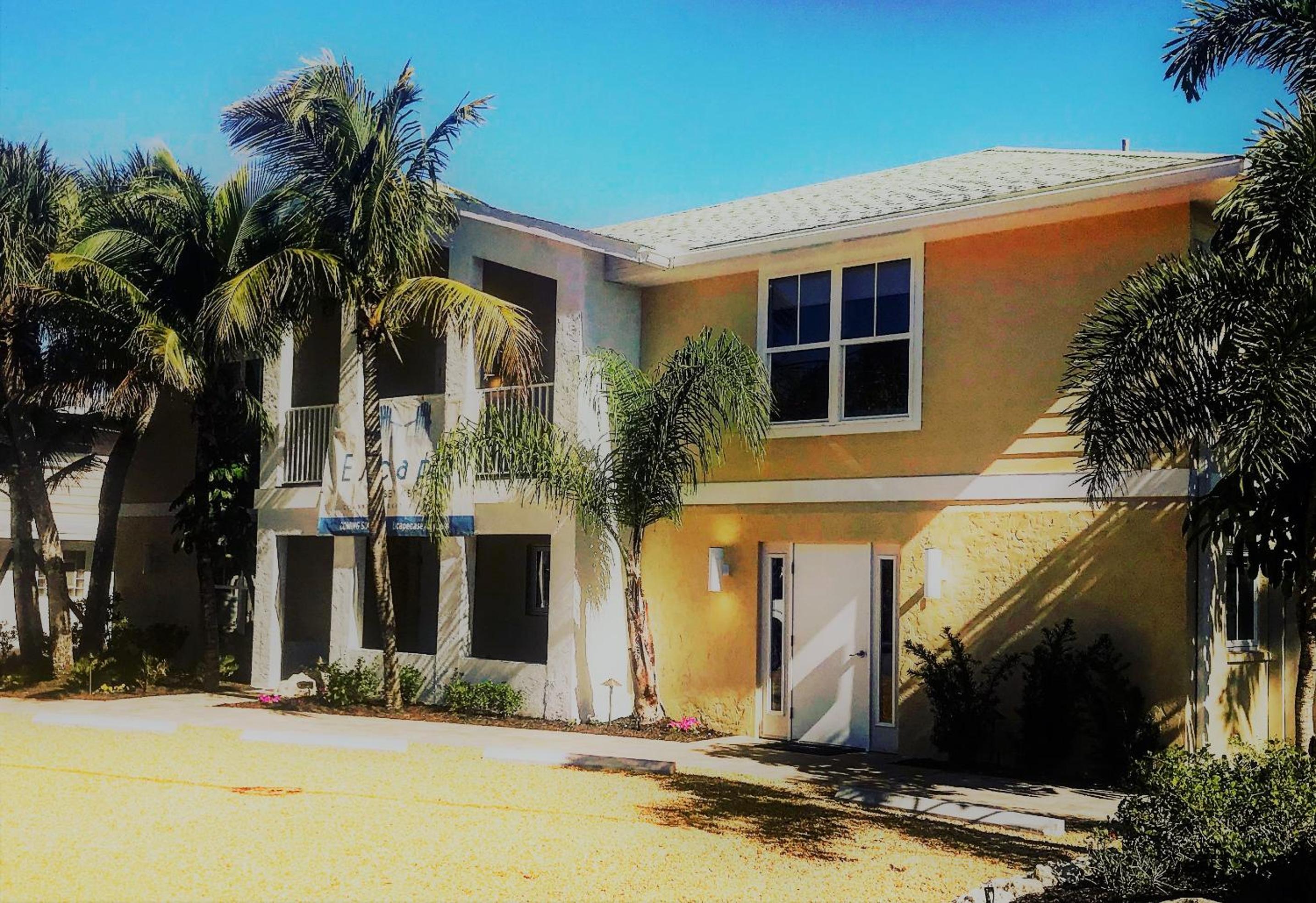Escape Coastal Resort on Casey Key