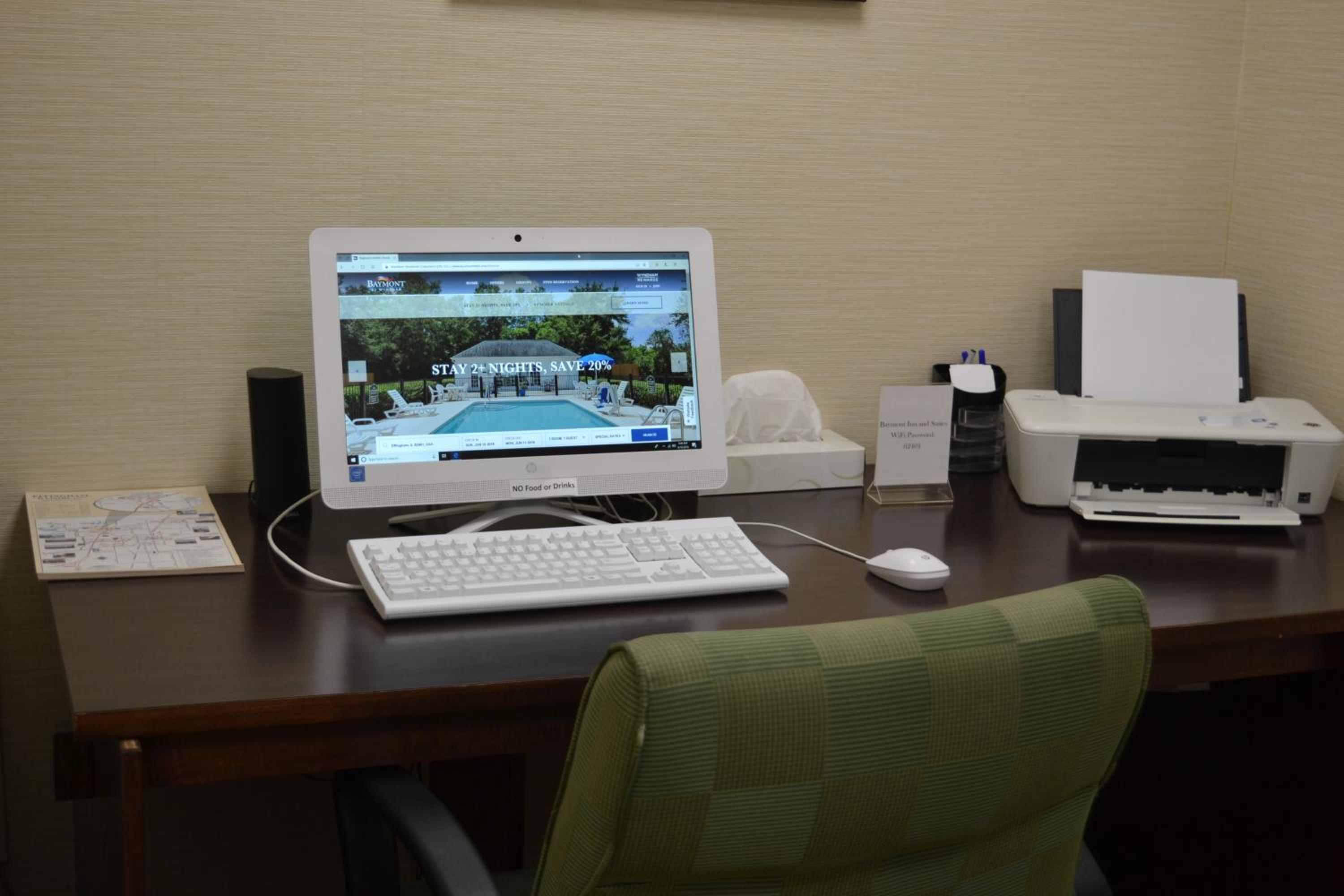 Effingham Vacations - Baymont by Wyndham Effingham - Property Image 10