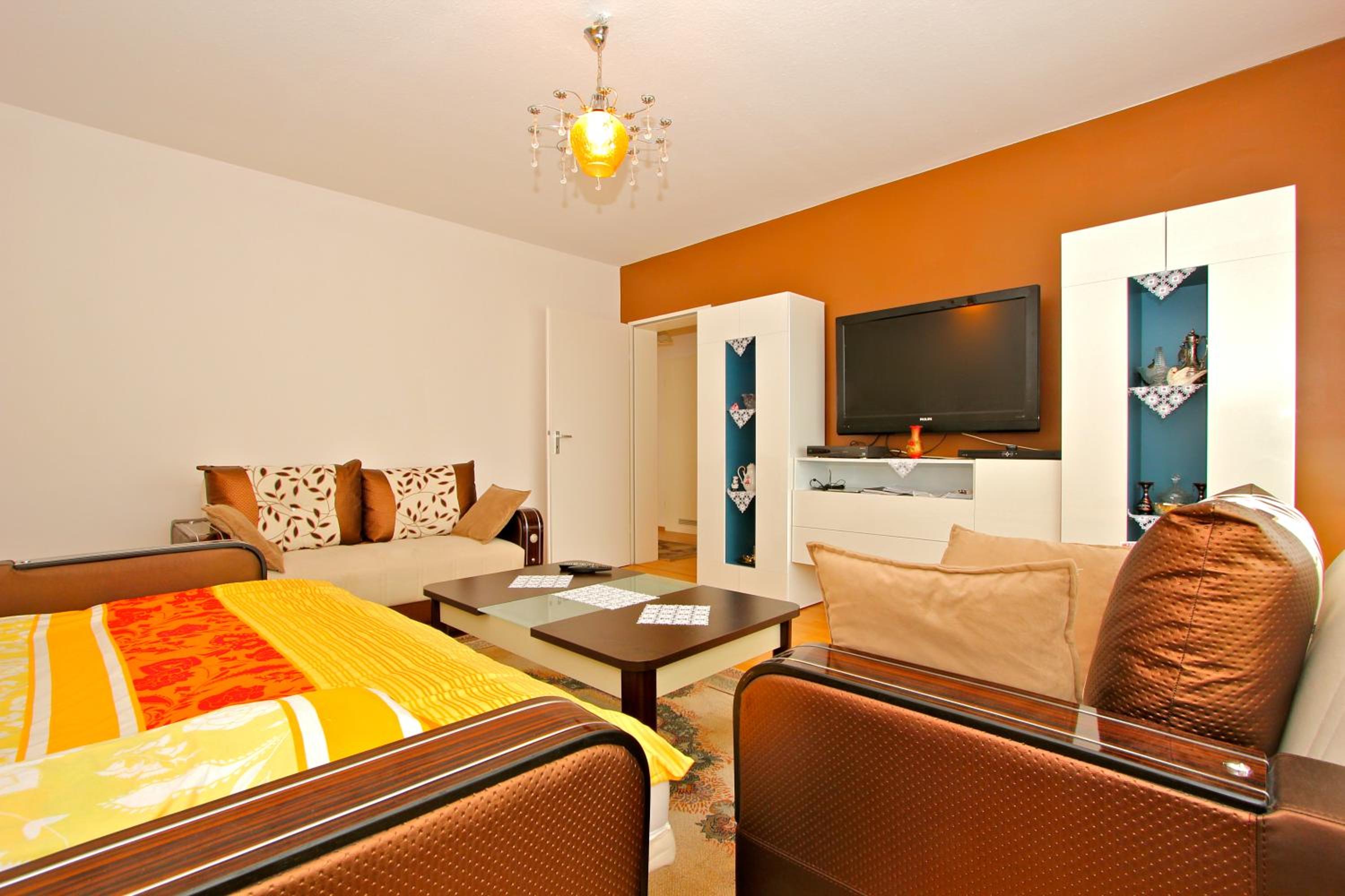 Private Apartments near Exhibition Center