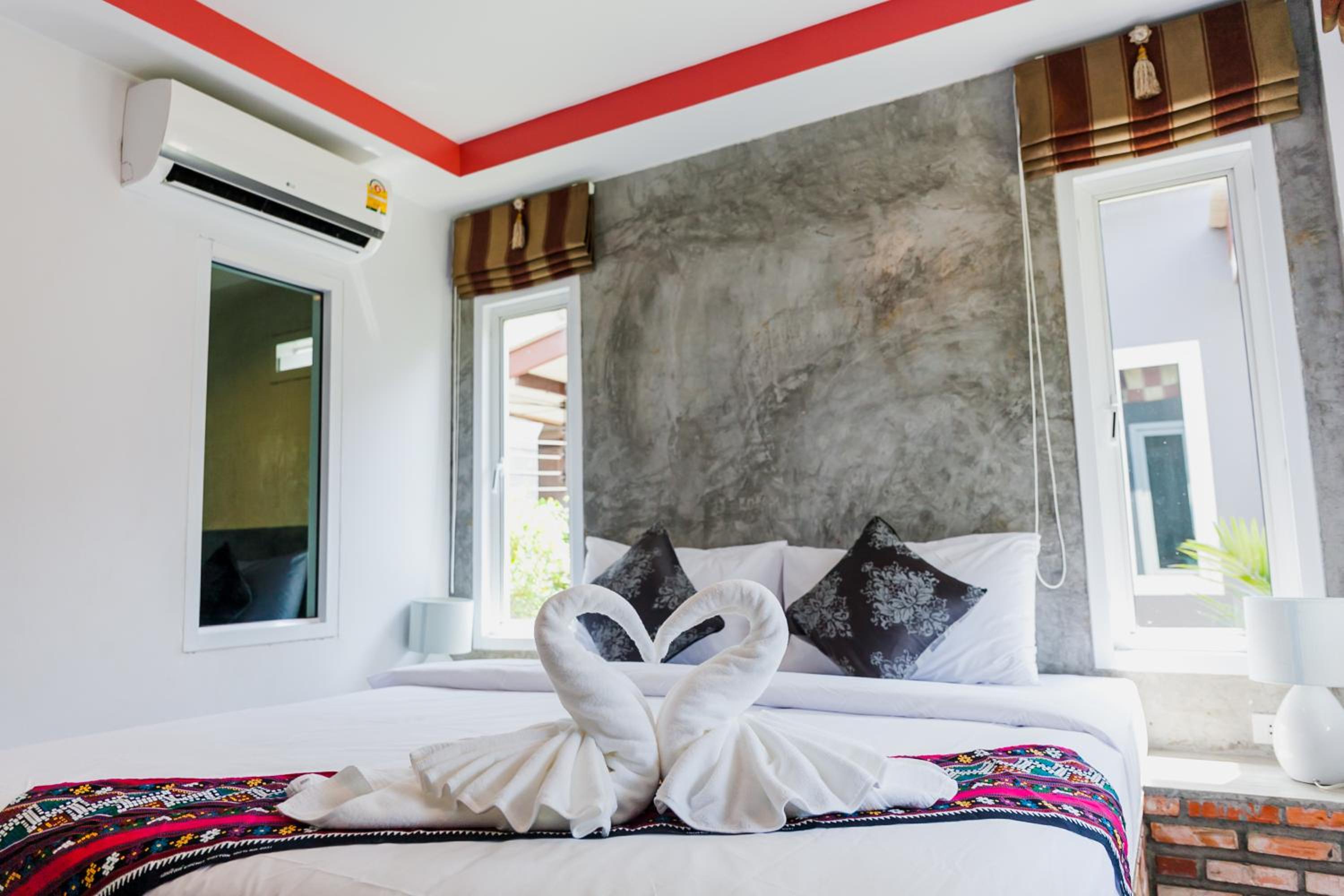 Popular Lanta Resort