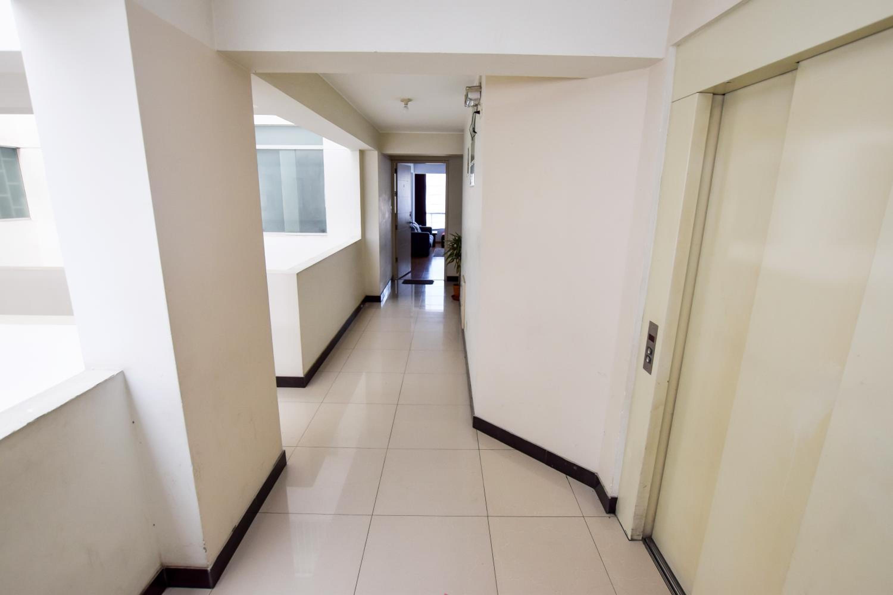 Miraflores Apartments 110 Alcanfores Street by Private Host
