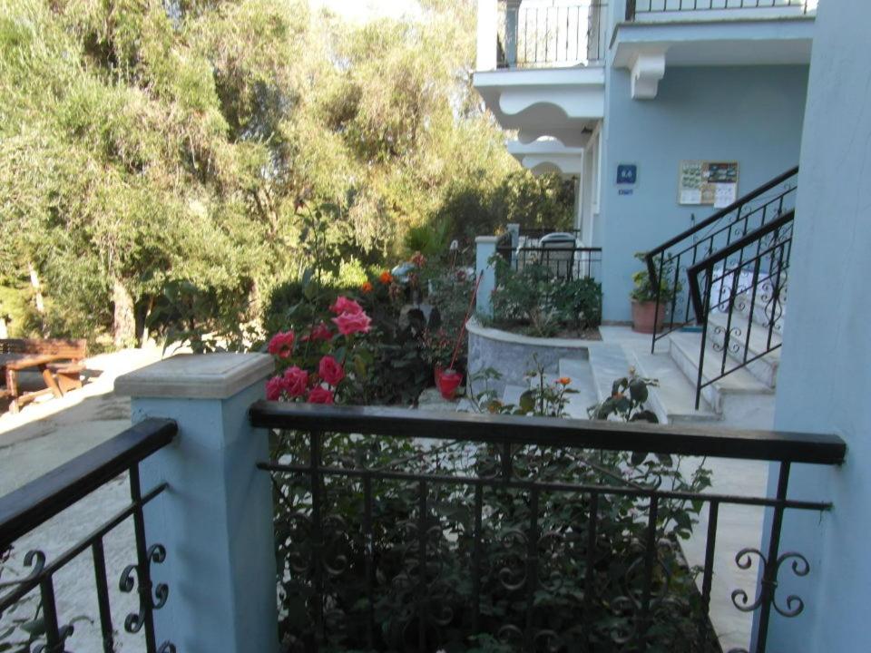 Rigos Apartments
