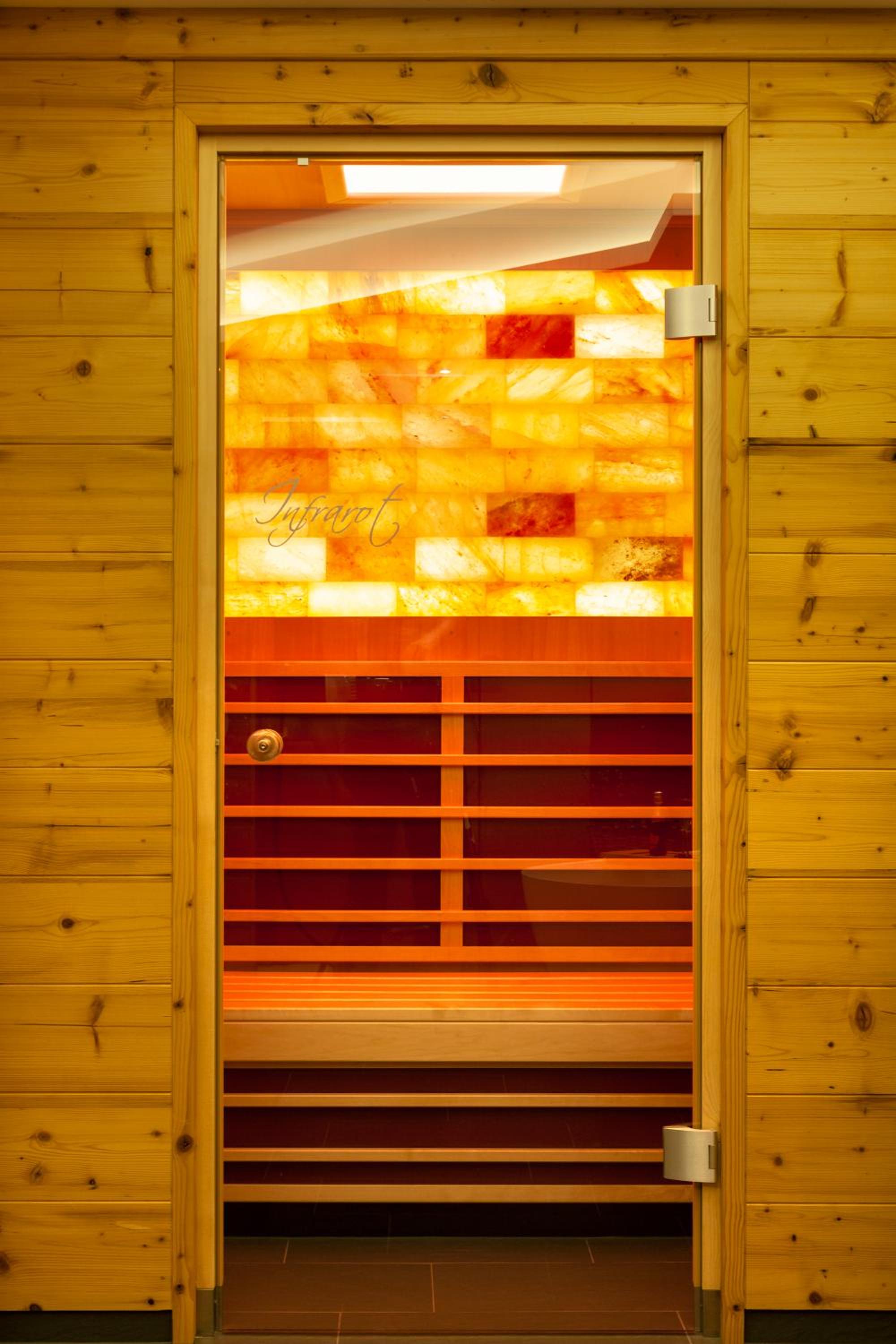 Arcade Apartments & Spa