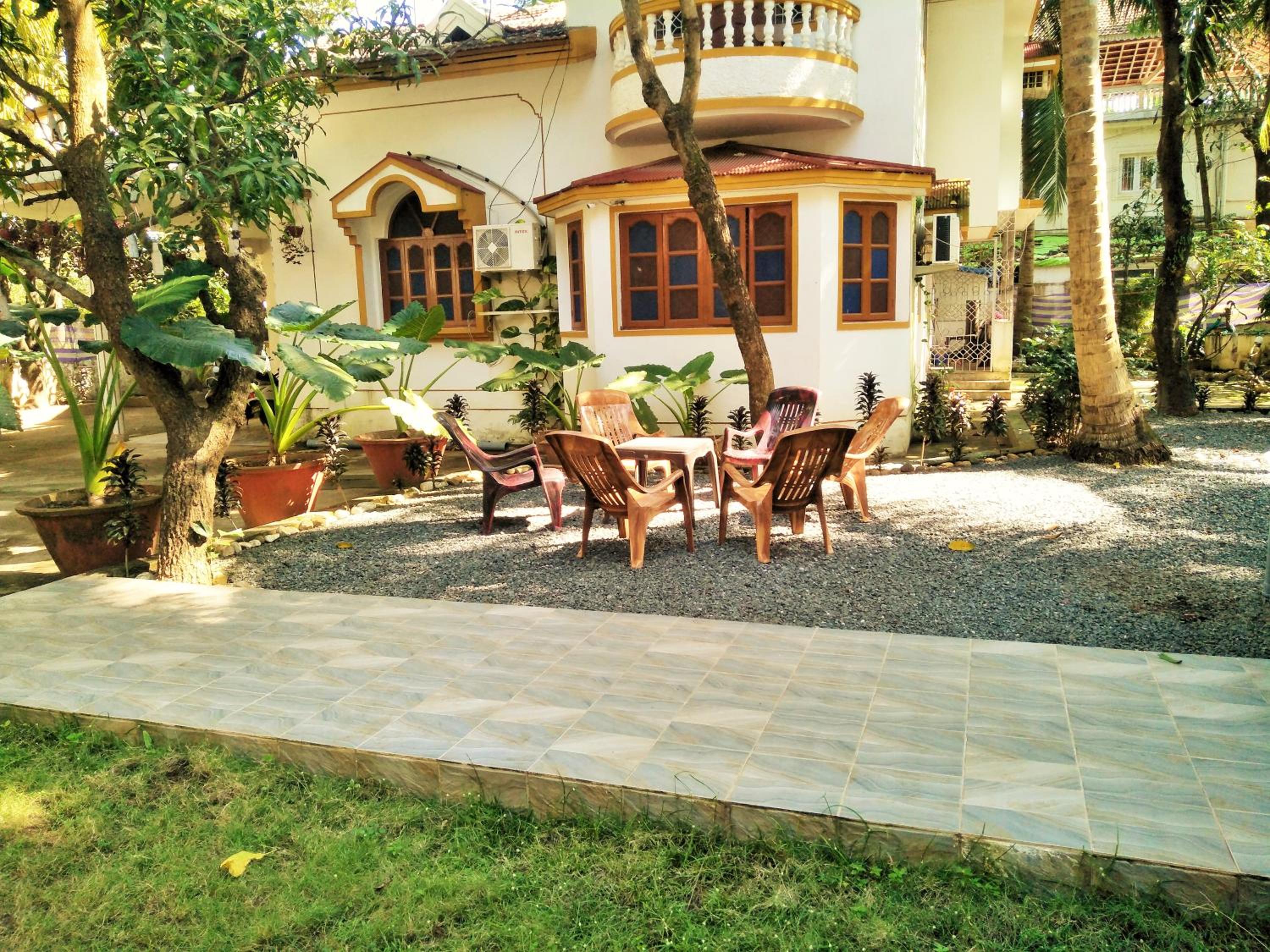 GR Stays 4bhk Private Villa with Private Jacuzzi Pool BAGA view 2